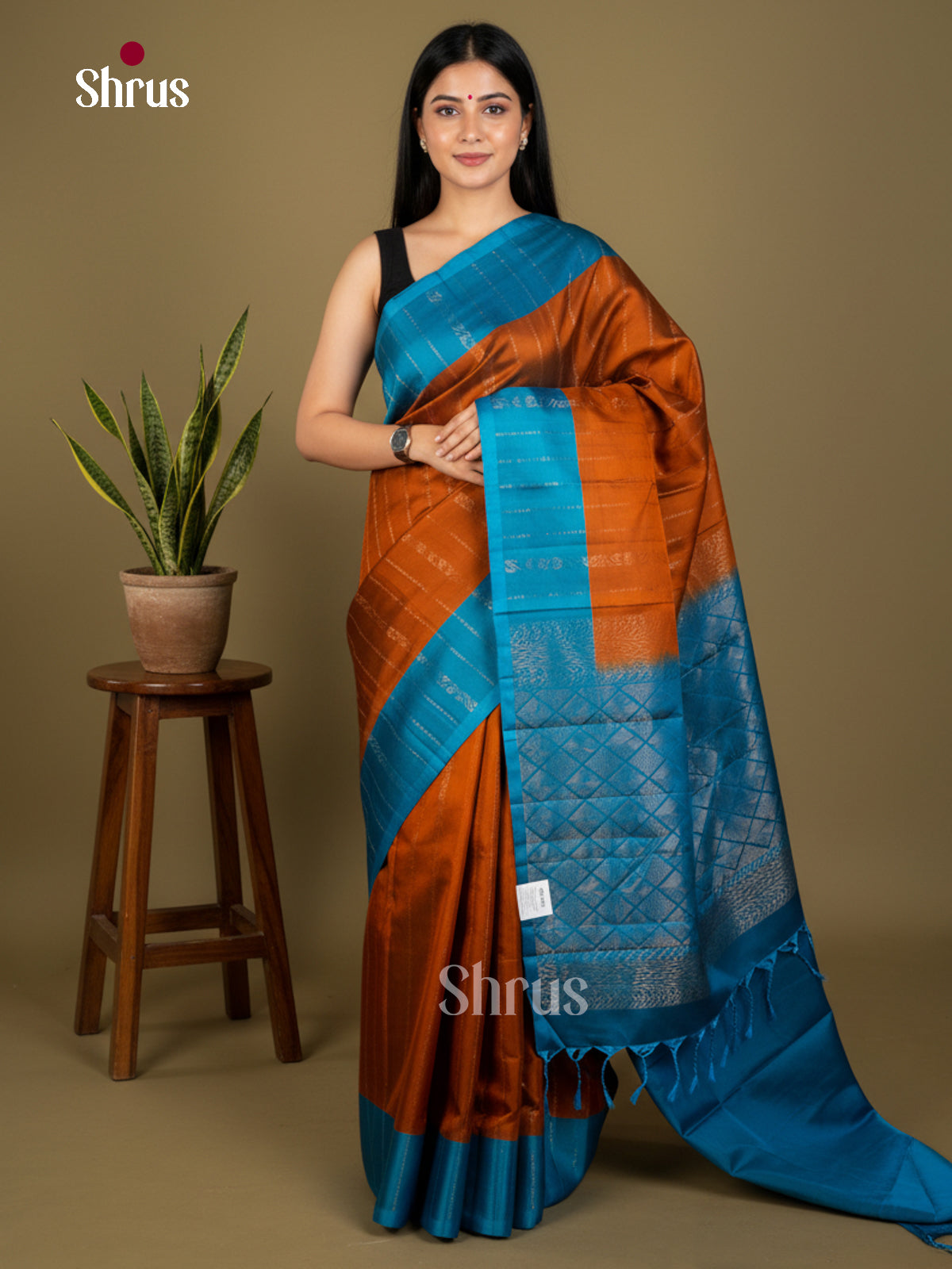 Softsilk-halfpure Saree - EDS04319 - Shop on Shrus.com