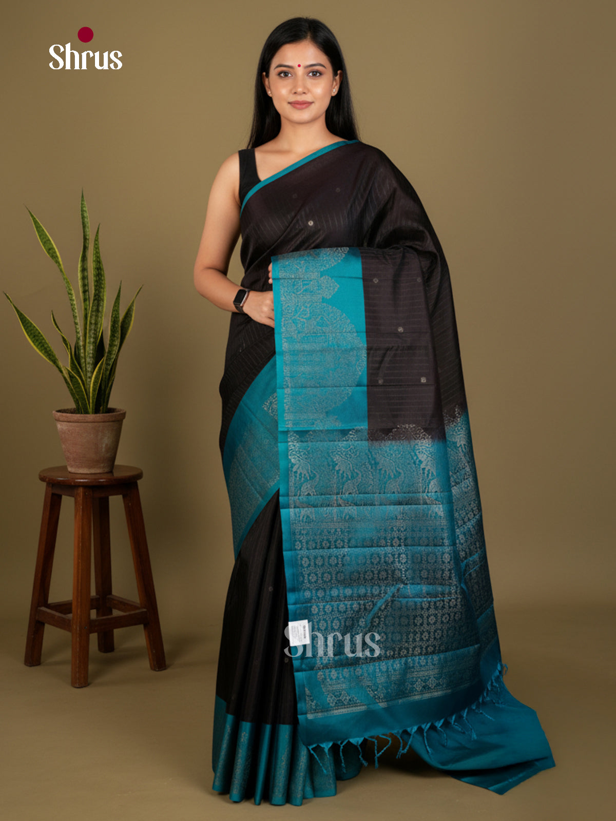 Softsilk-halfpure Saree - EDS04363 - Shop on Shrus.com