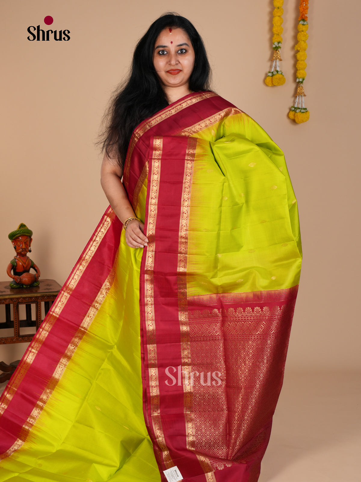 Soft Silk Saree - EDS08038 - Shop on Shrus.com