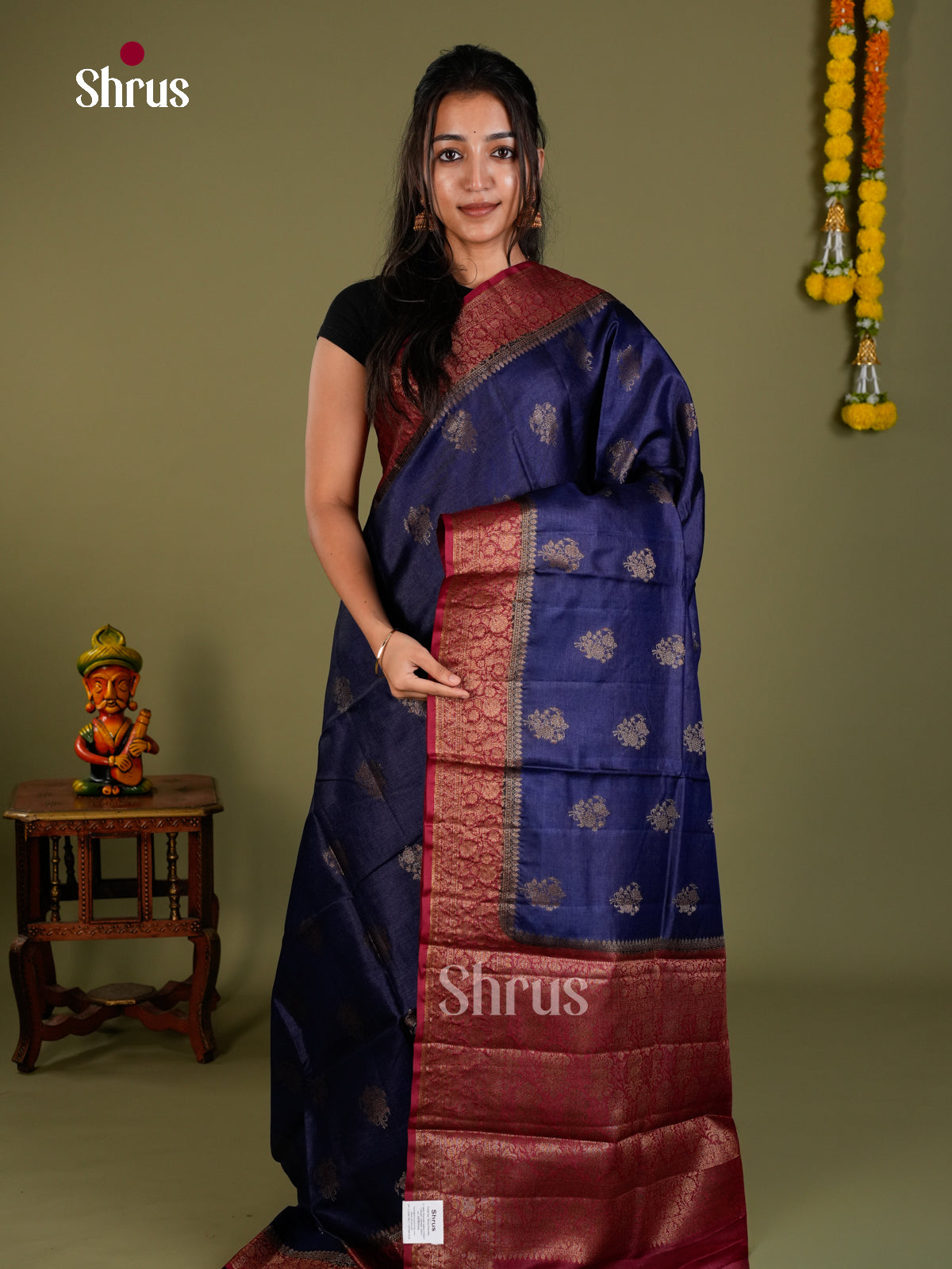 Tussar Saree - EDS18069 - Shop on Shrus.com