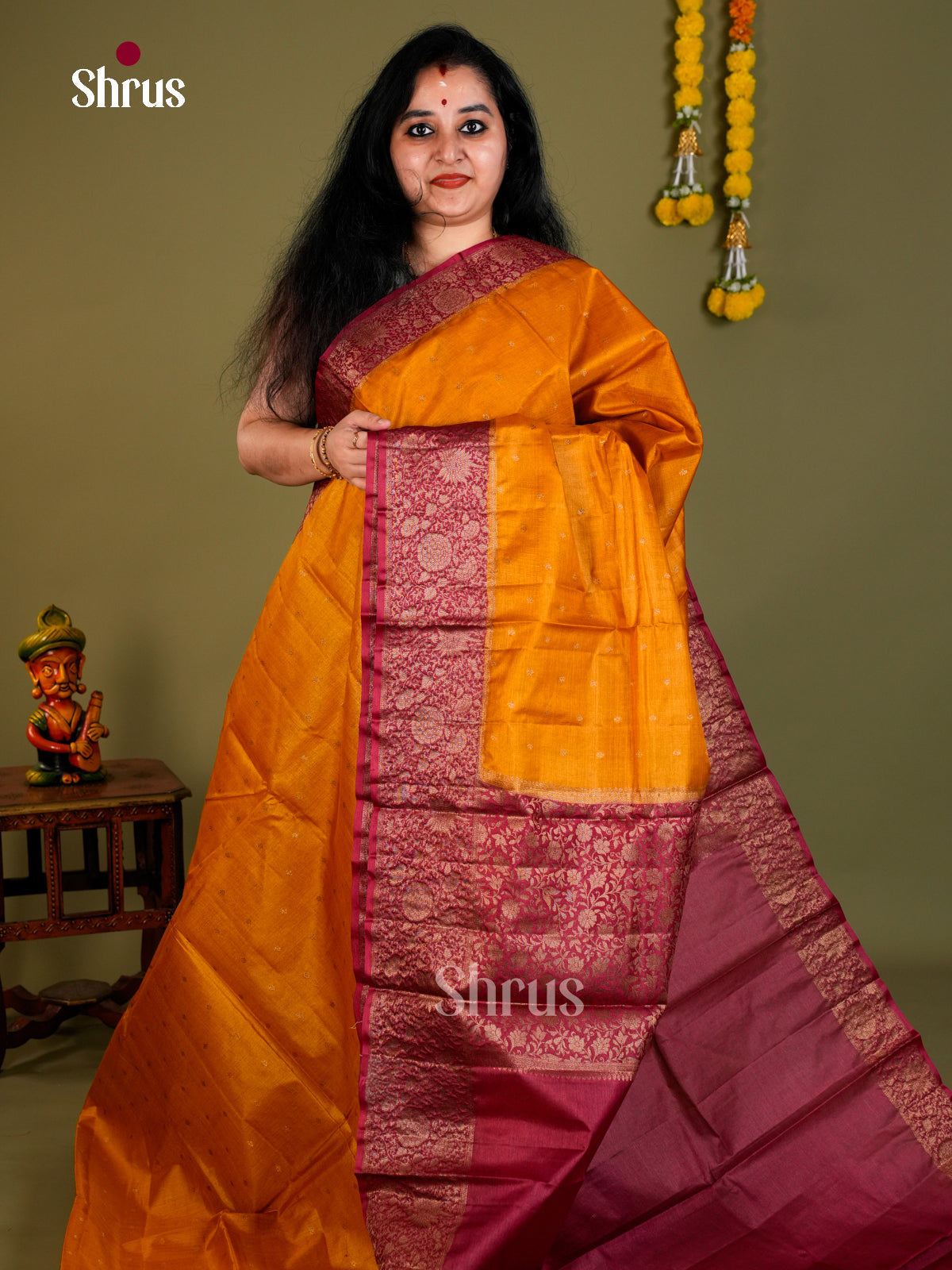 Tussar Saree - EDS18072 - Shop on Shrus.com