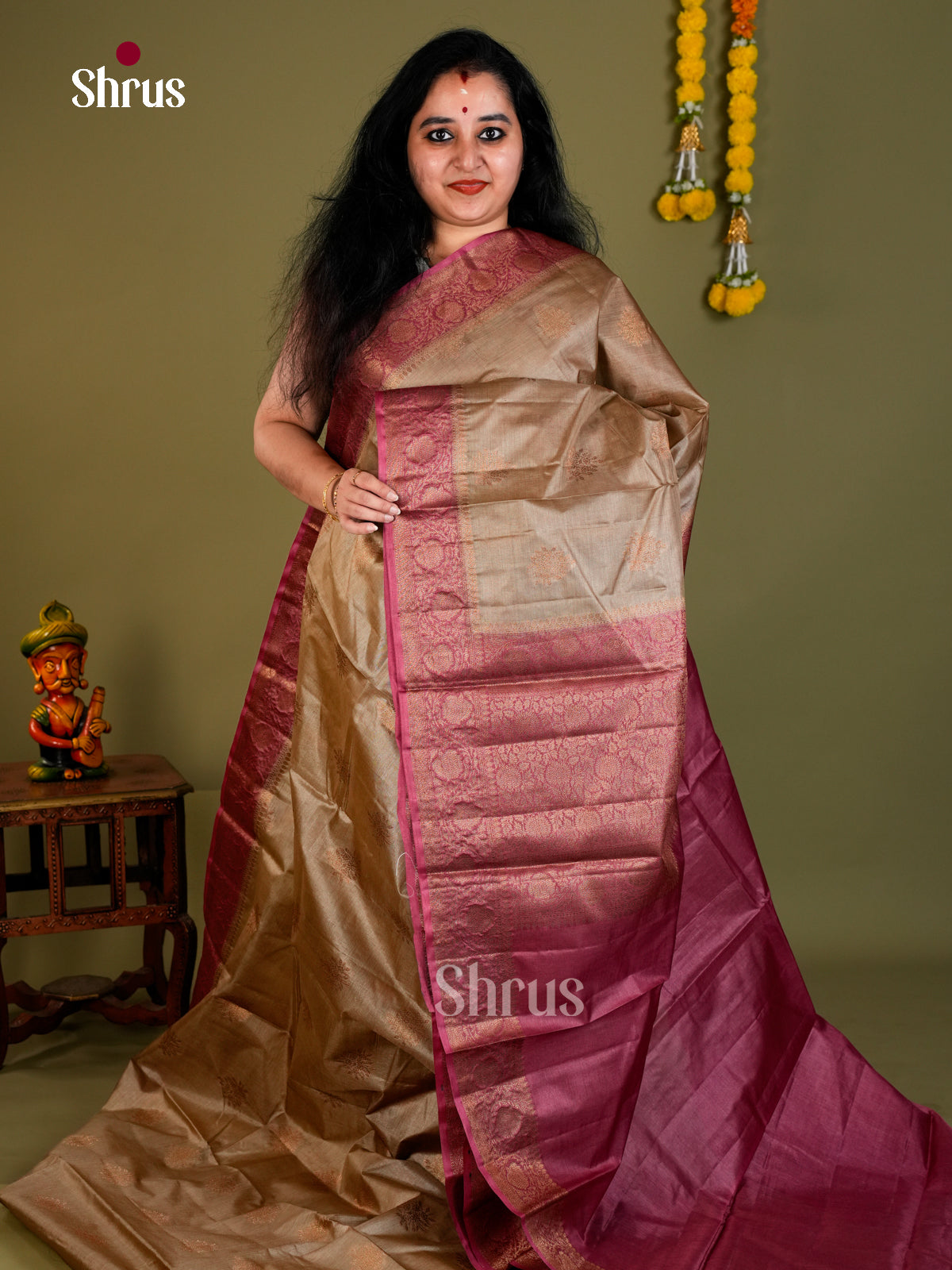 Tussar Saree - EDS18078 - Shop on Shrus.com