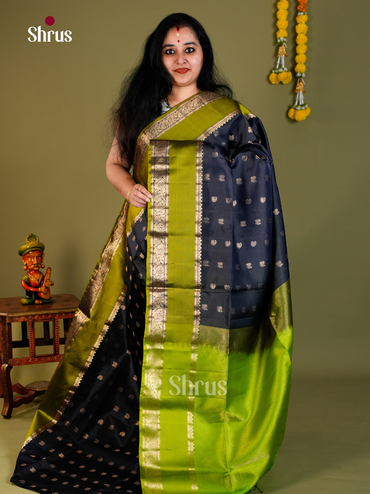 Soft Silk Saree - EDS18092 - Shop on Shrus.com