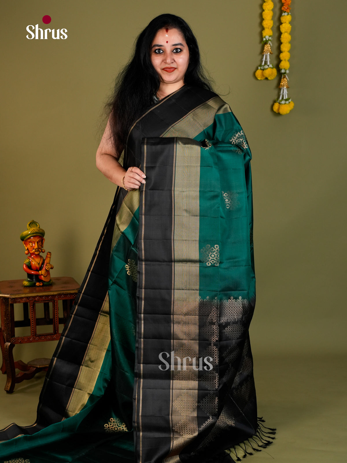 Soft Silk Saree - EDS18097 - Shop on Shrus.com