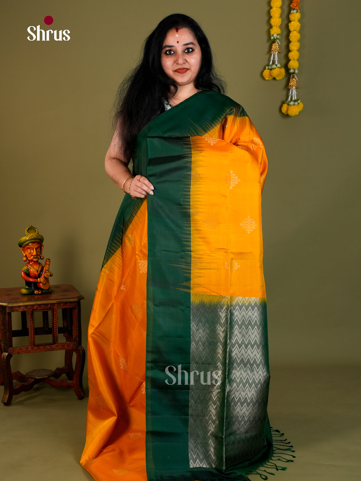 Soft Silk Saree - EDS18098 - Shop on Shrus.com