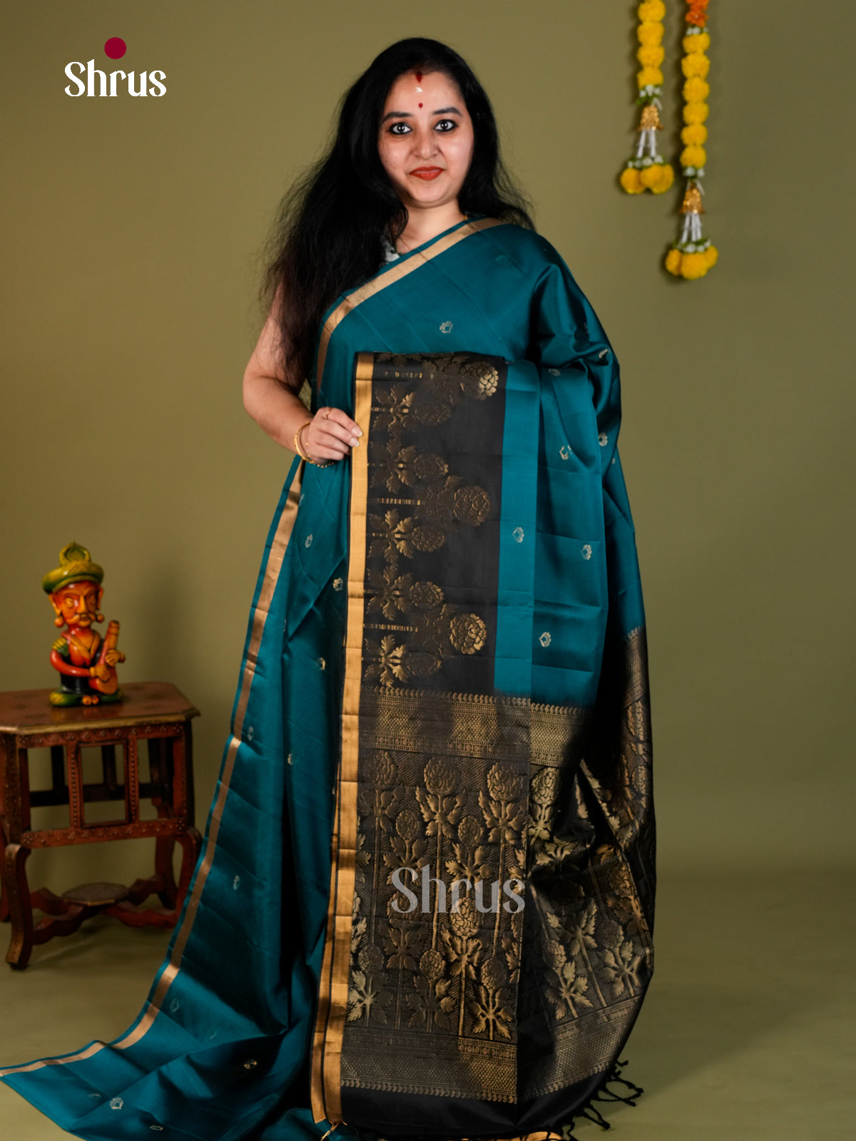 Soft Silk Saree - EDS18107 - Shop on Shrus.com