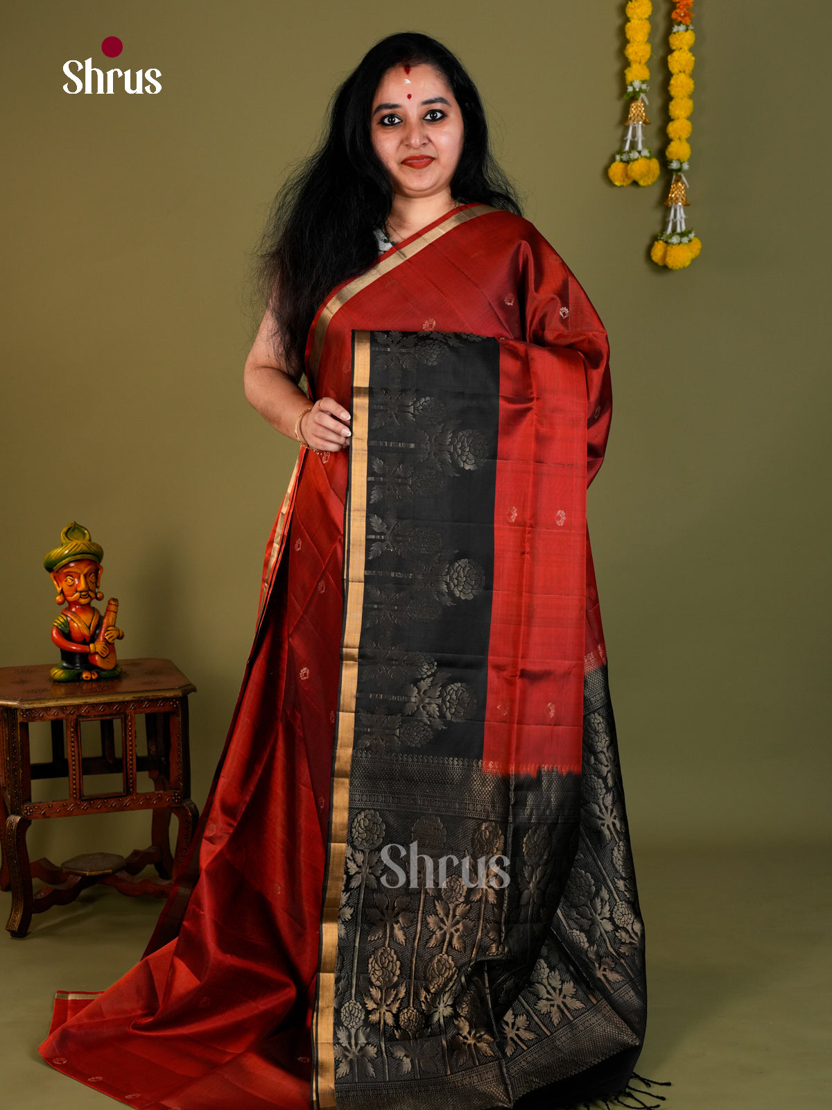 Soft Silk Saree - EDS18108 - Shop on Shrus.com