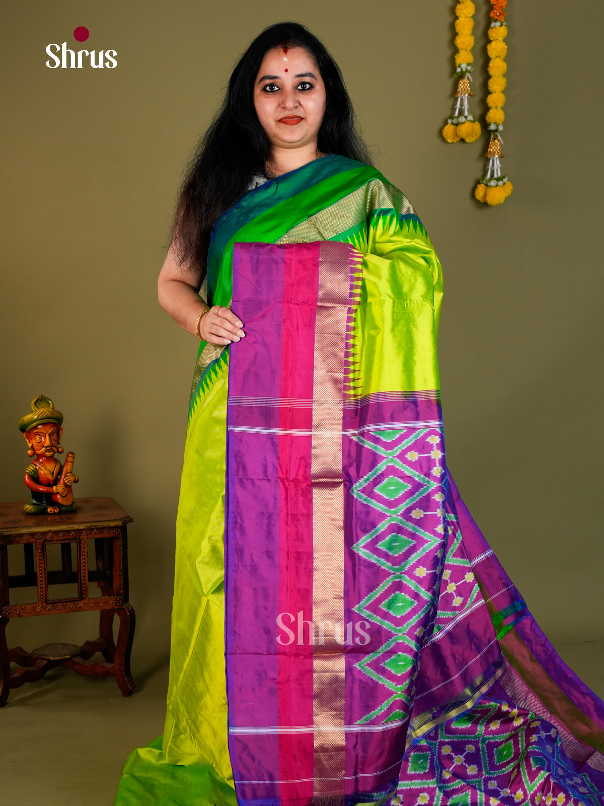Ikkat Silk Saree - EDS18110 - Shop on Shrus.com
