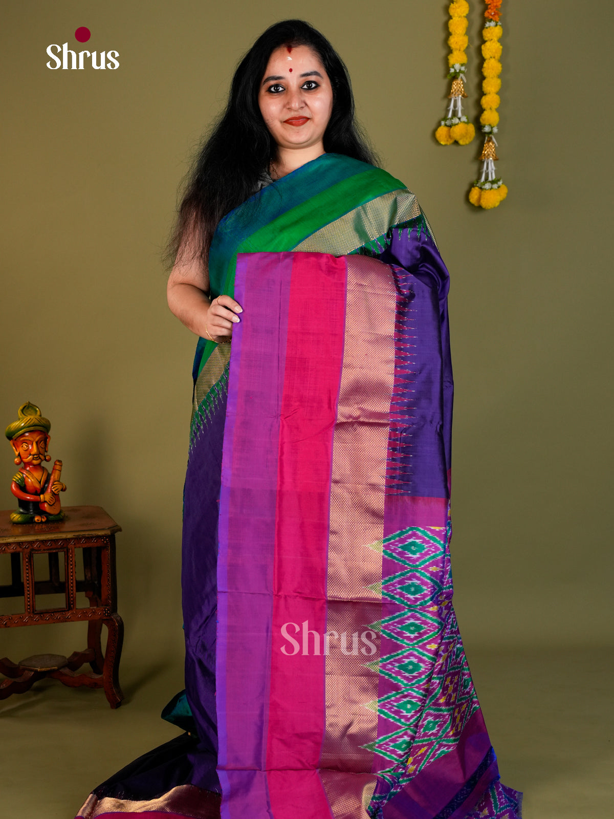 Ikkat Silk Saree - EDS18113 - Shop on Shrus.com