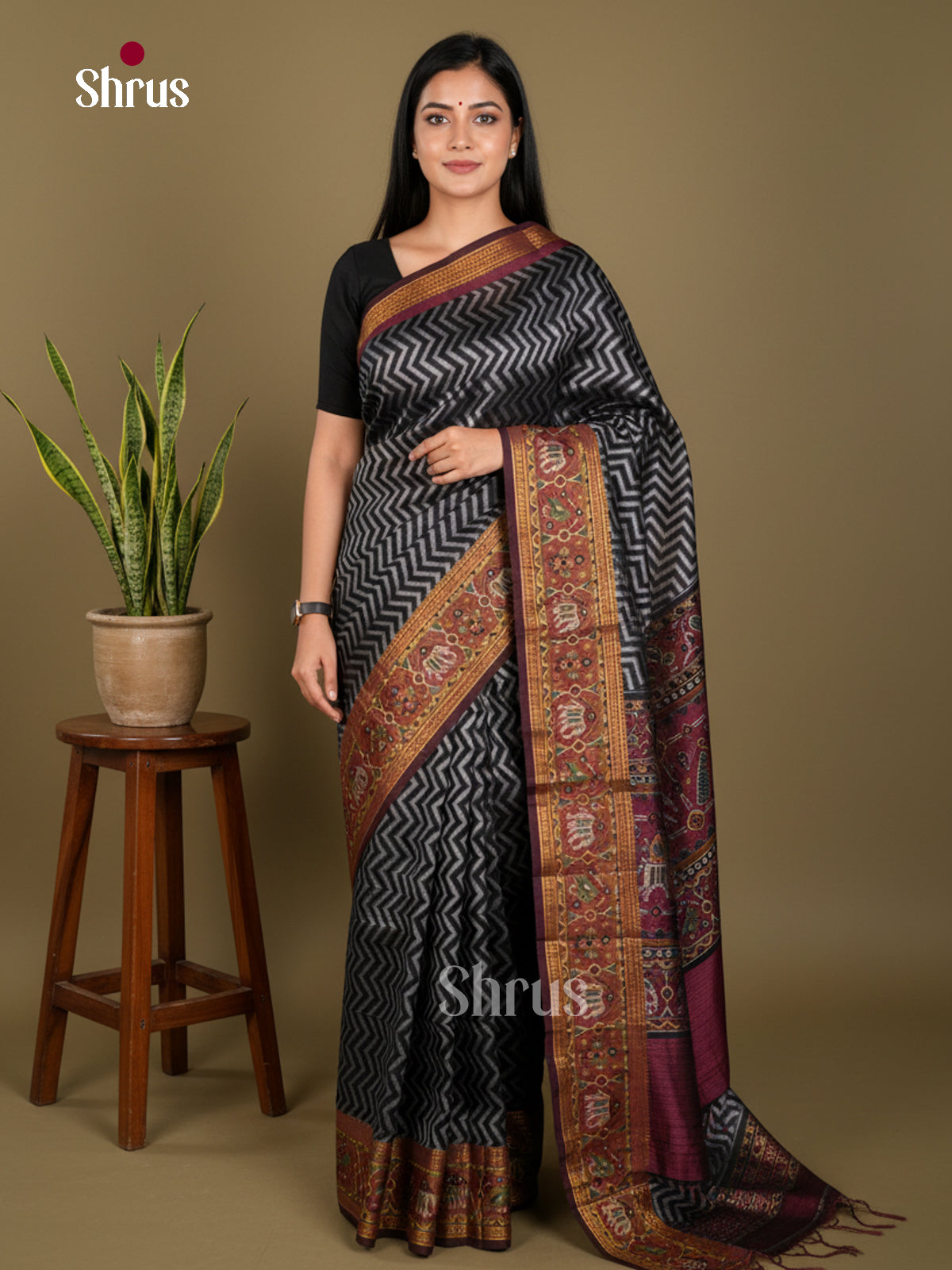 Semi Patola Saree - EDS21047 - Shop on Shrus.com