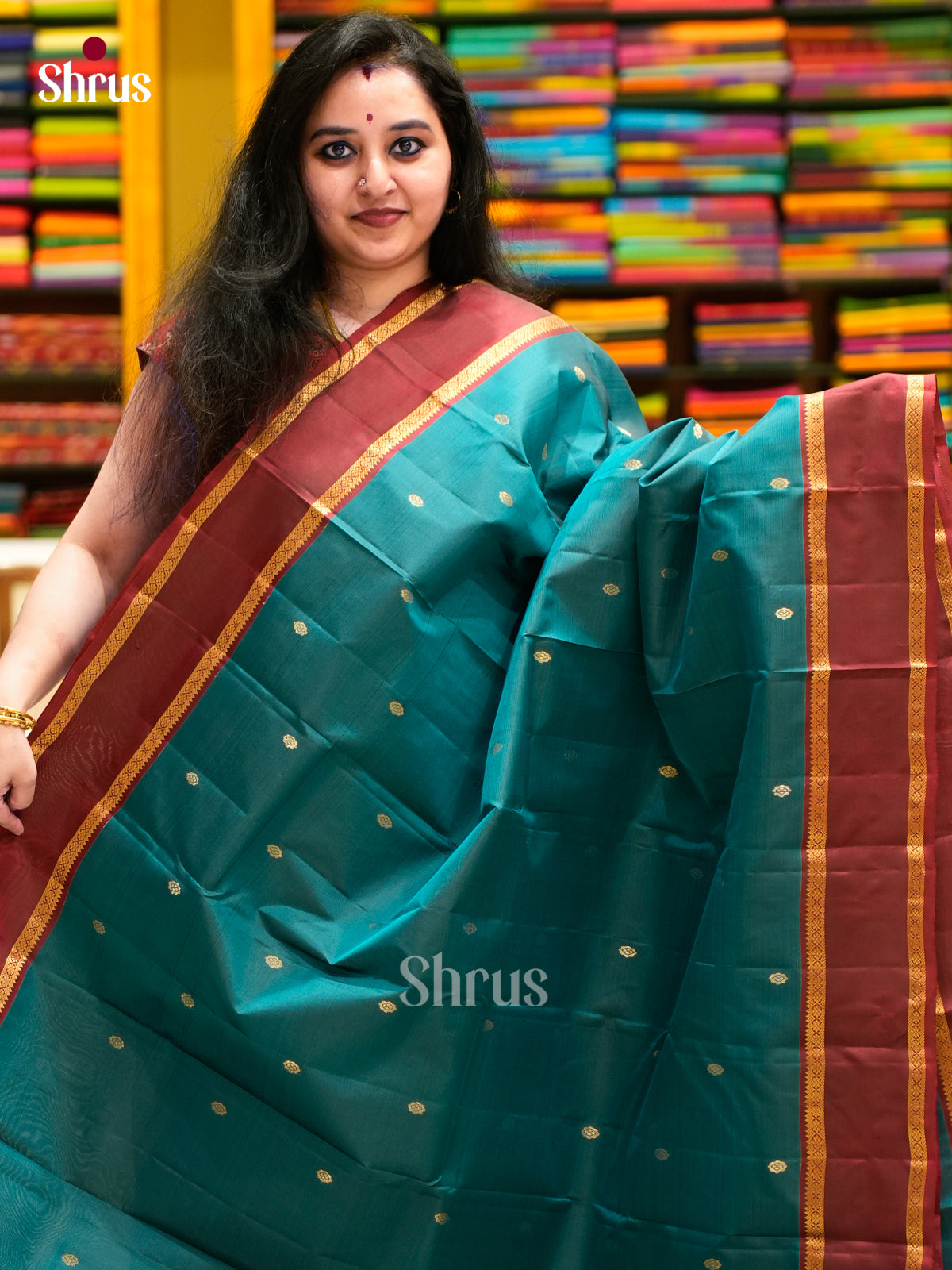 Kanchipuram silk Saree - EES11259 - Shop on Shrus.com