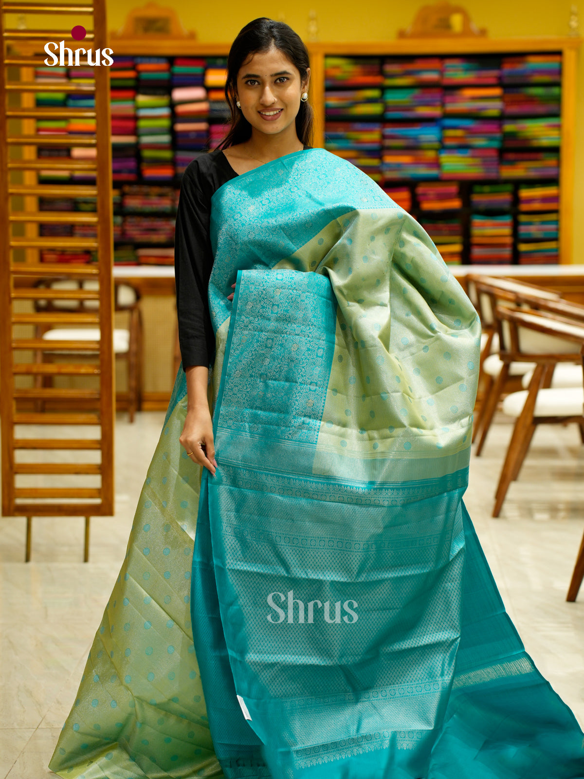 Kanchipuram silk Saree - EES12197 - Shop on Shrus.com