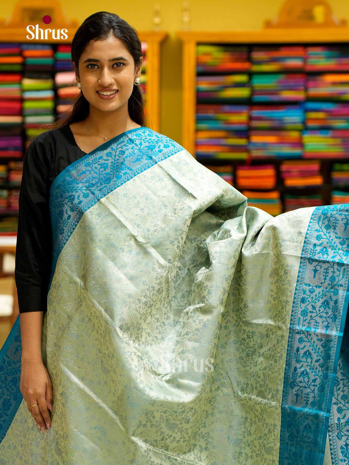 Kanchipuram silk Saree - EES12207 - Shop on Shrus.com