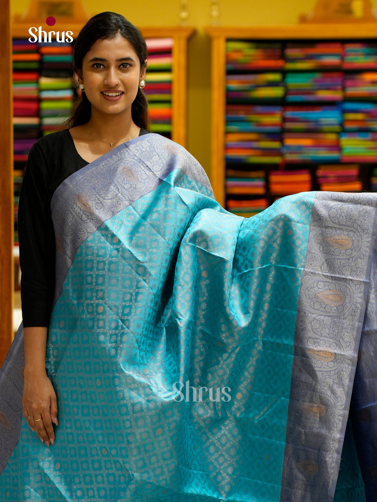 Kanchipuram silk Saree - EES12213 - Shop on Shrus.com