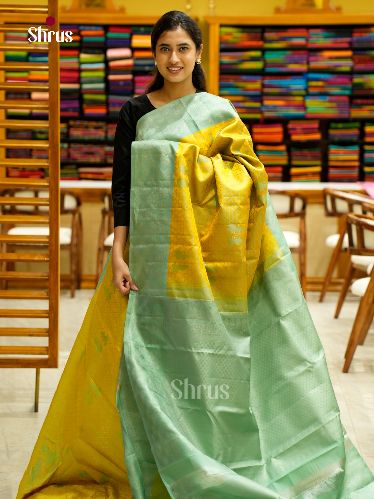 Kanchipuram silk Saree - EES12219 - Shop on Shrus.com