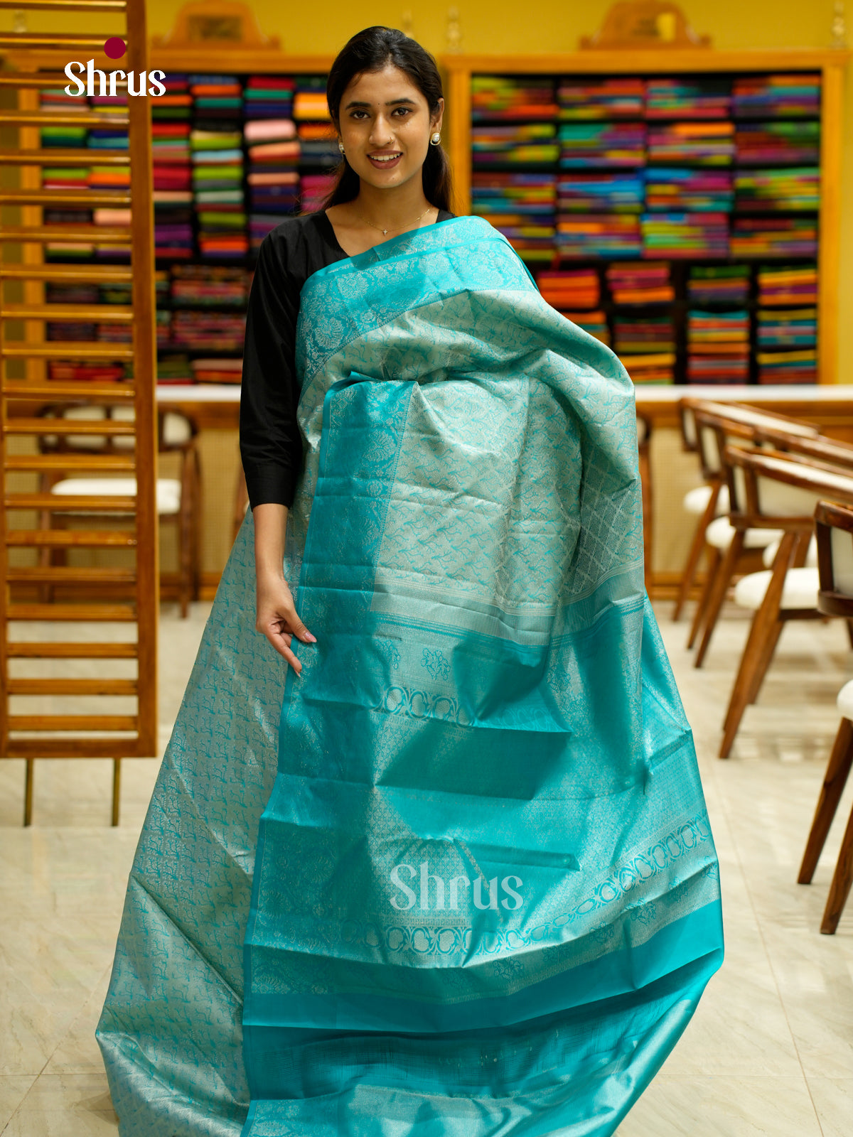 Kanchipuram silk Saree - EES12233 - Shop on Shrus.com