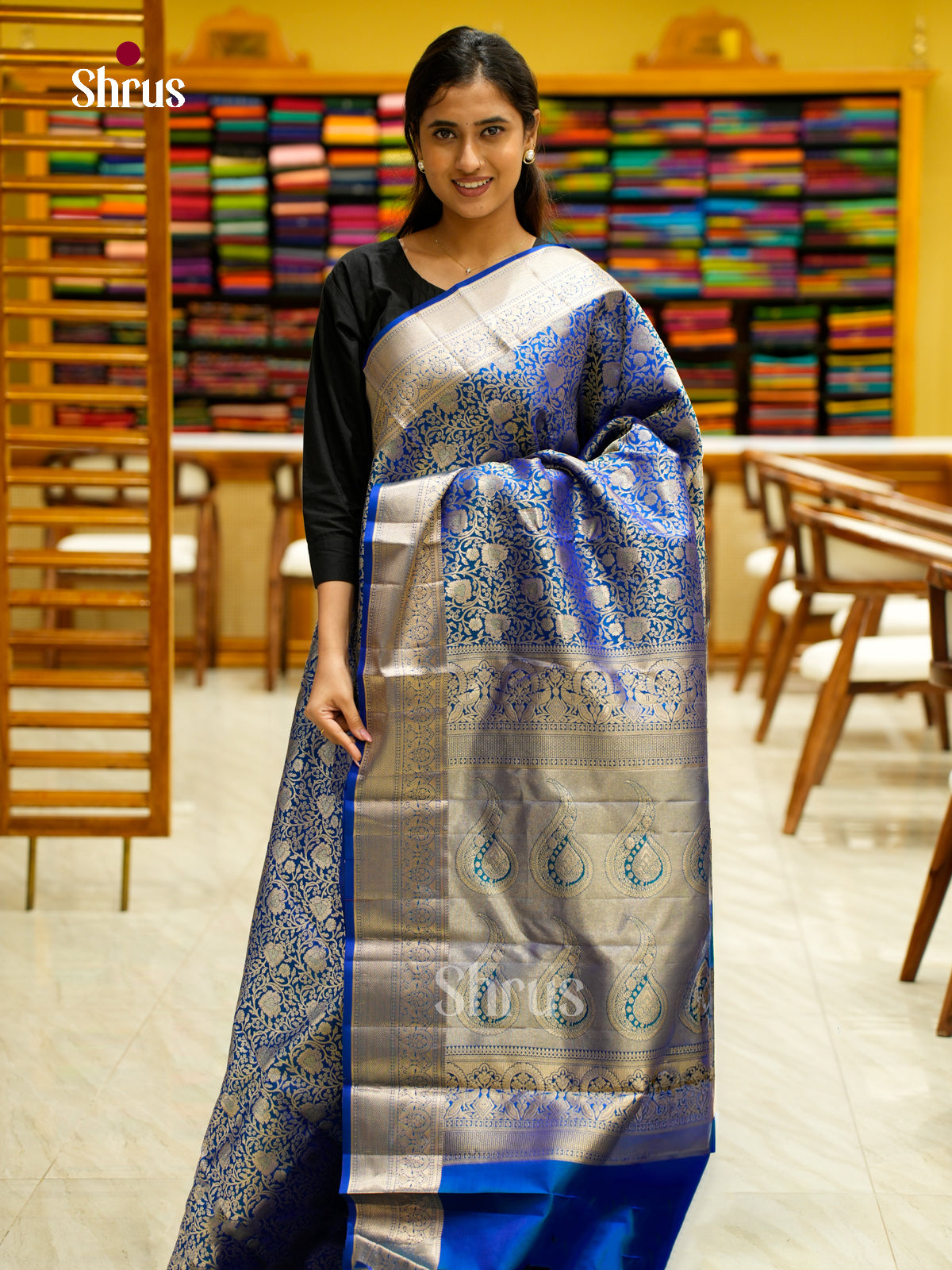 Kanchipuram silk Saree - EES12264 - Shop on Shrus.com
