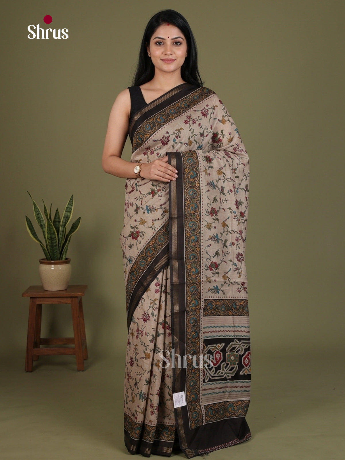 Art Modal Saree - EES25038 - Shop on Shrus.com