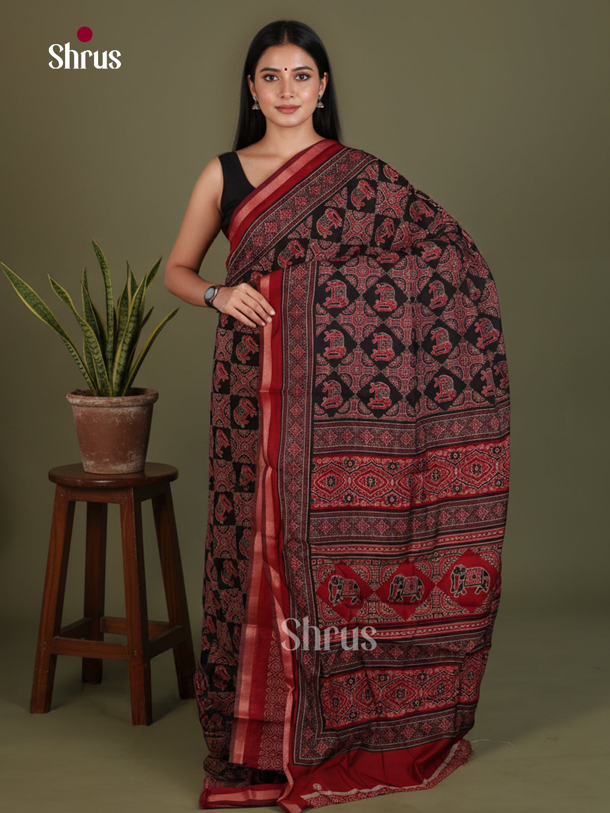 Art Modal Saree - EES25059 - Shop on Shrus.com