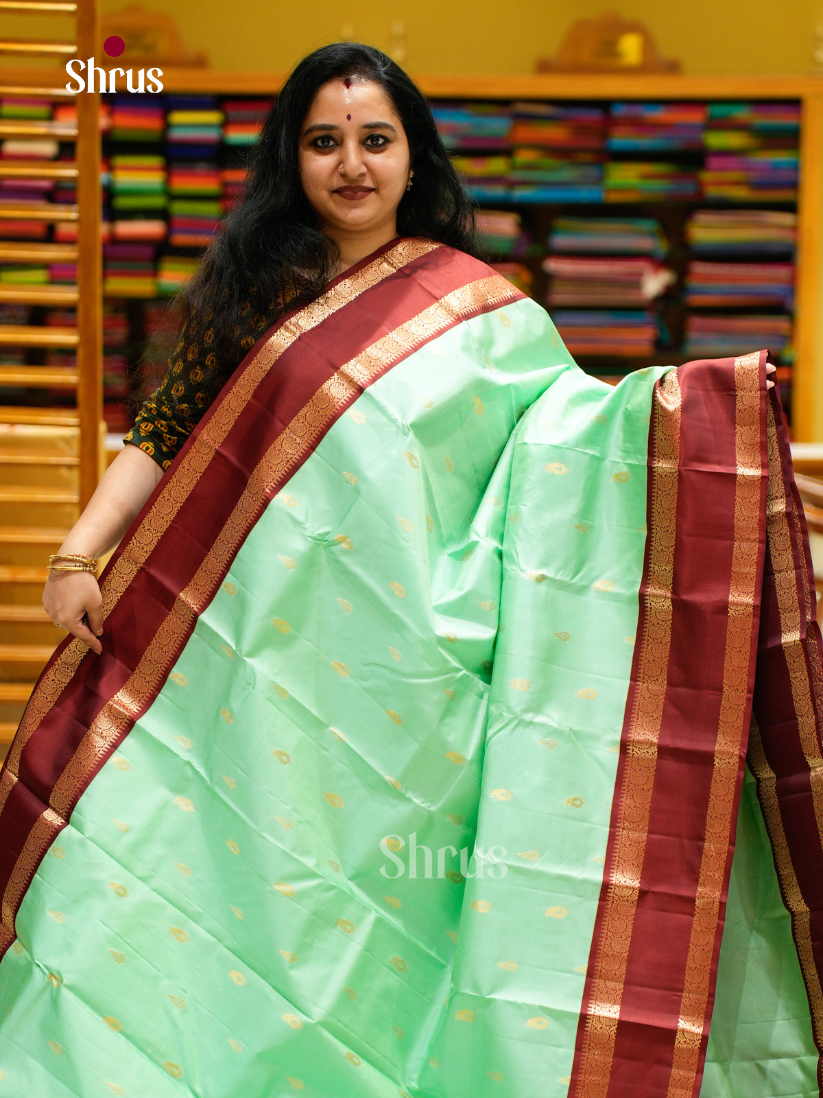 Kanchipuram silk Saree - EES27002