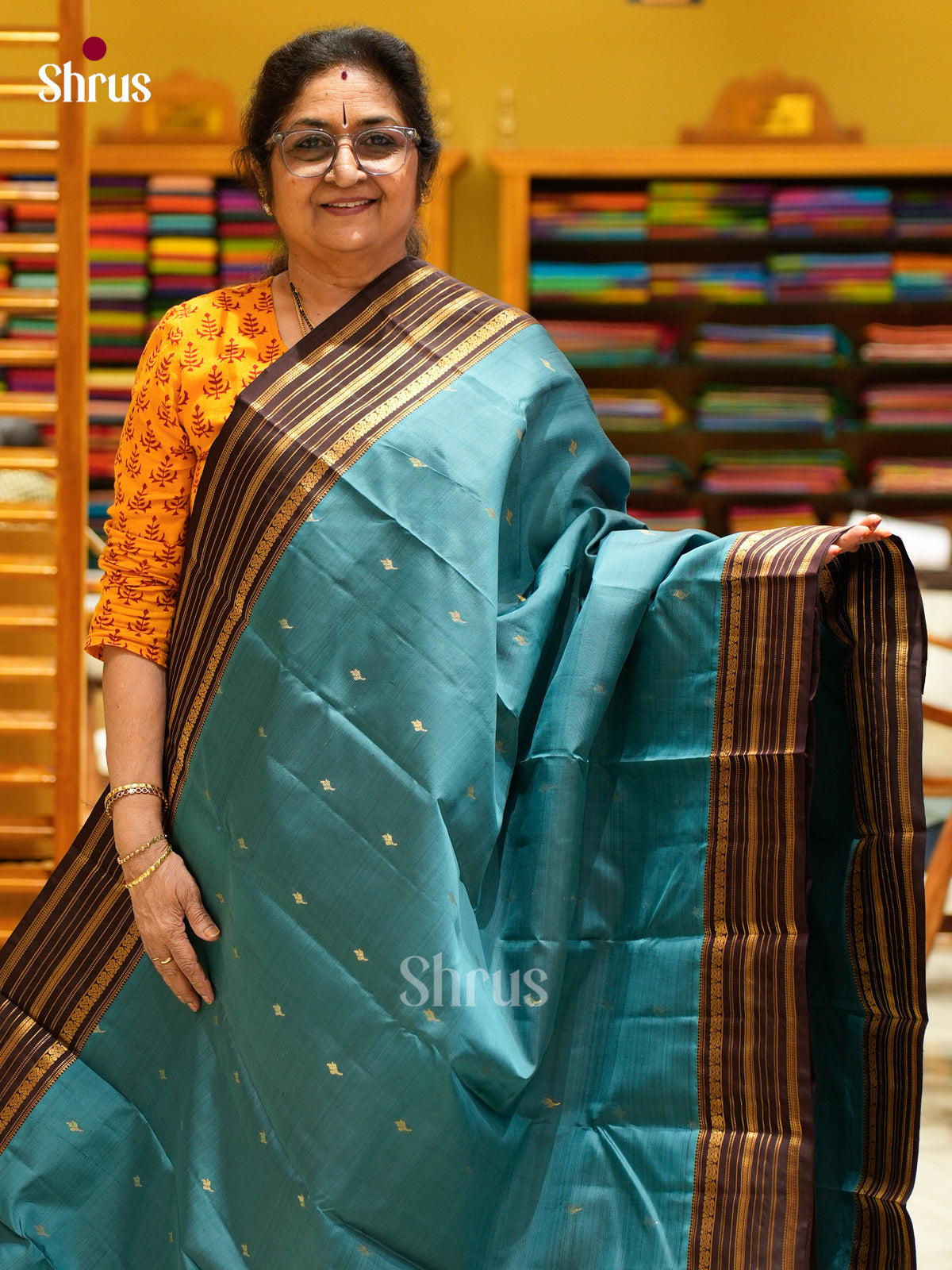 Kanchipuram silk Saree - EES27017 - Shop on Shrus.com