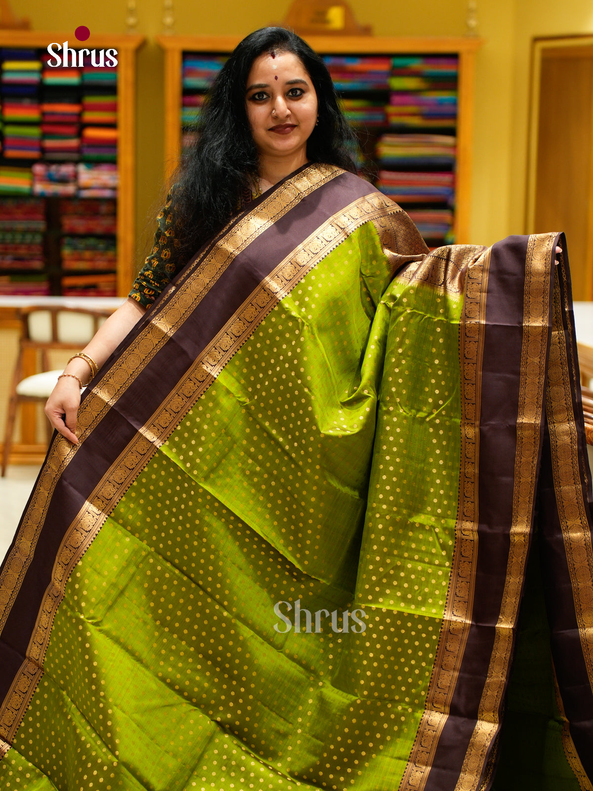 Kanchipuram silk Saree - EES27025