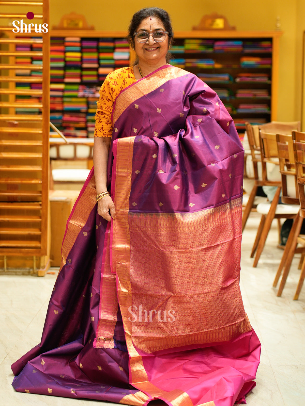Kanchipuram silk Saree - EES27035 - Shop on Shrus.com
