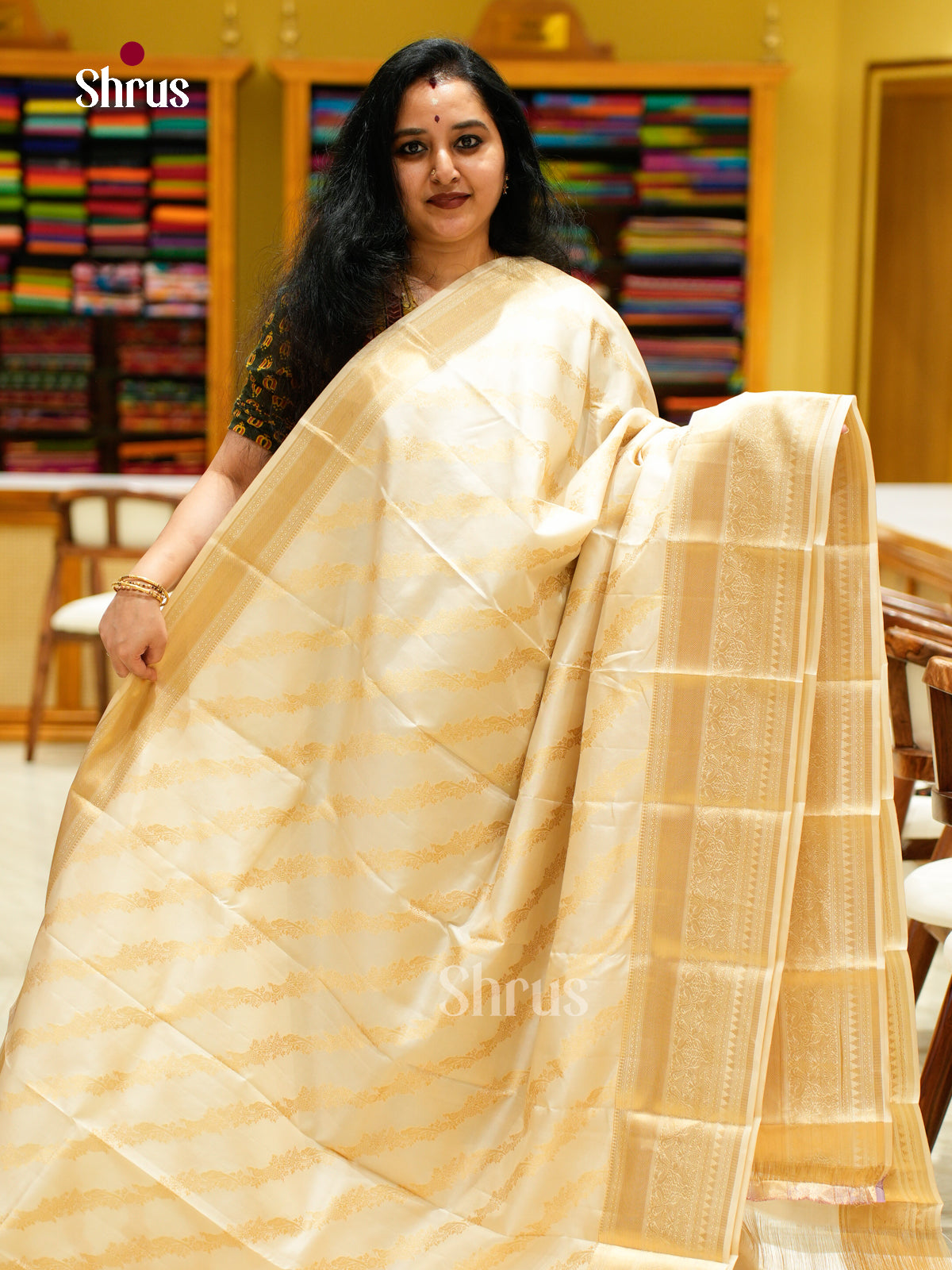 Kanchipuram silk Saree - EES27043