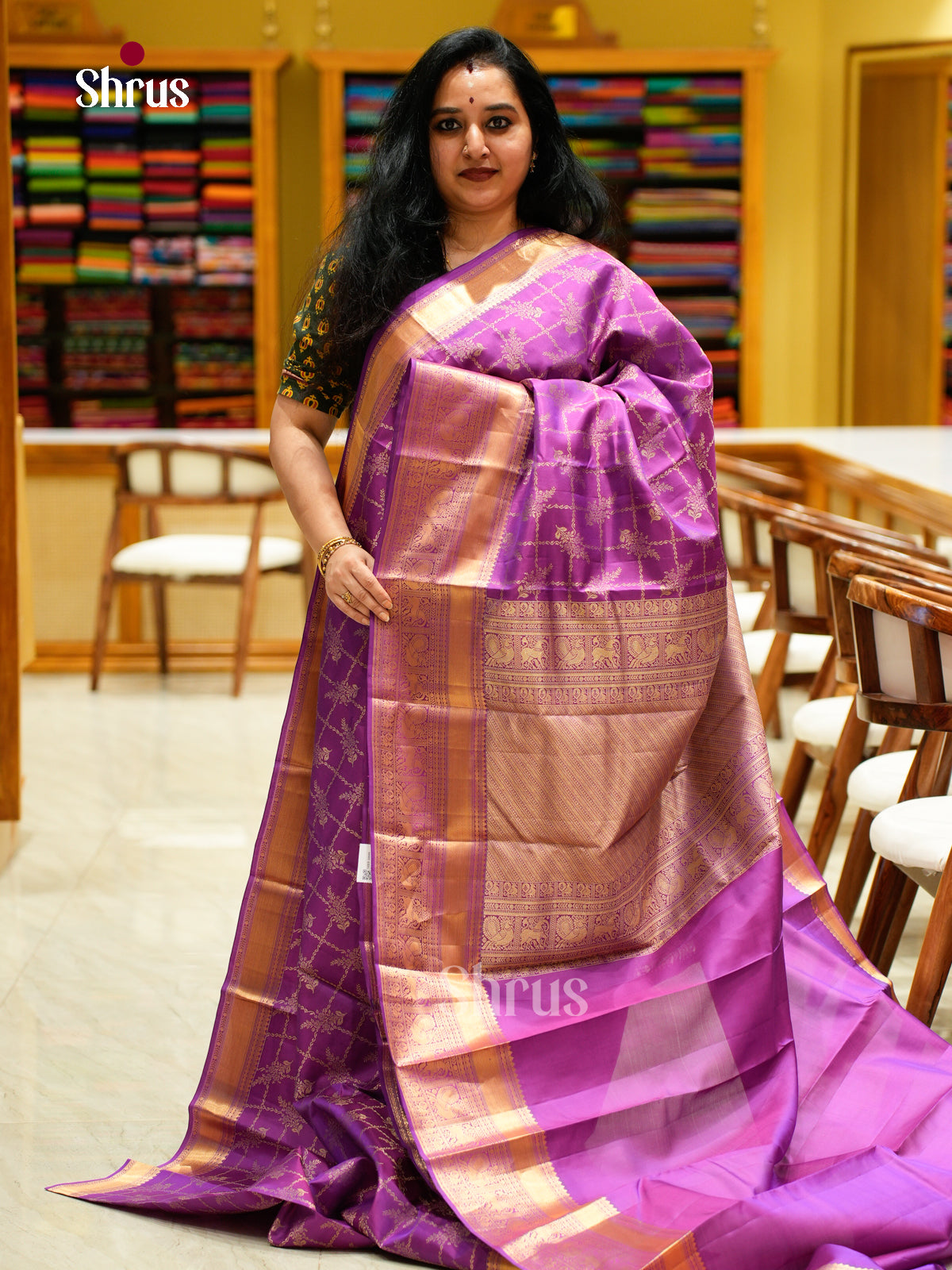 Kanchipuram silk Saree - EES27048