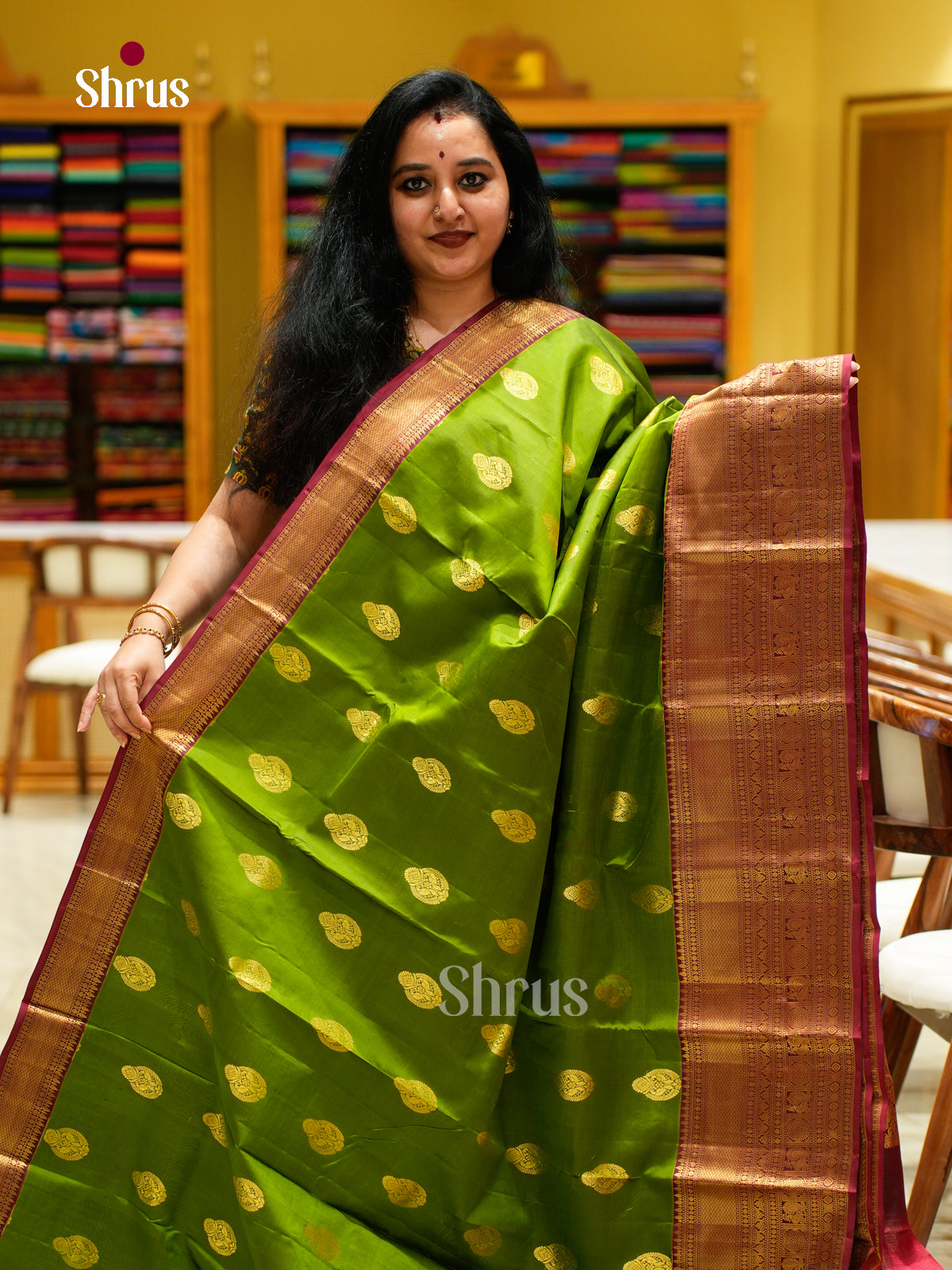 Kanchipuram silk Saree - EES27058