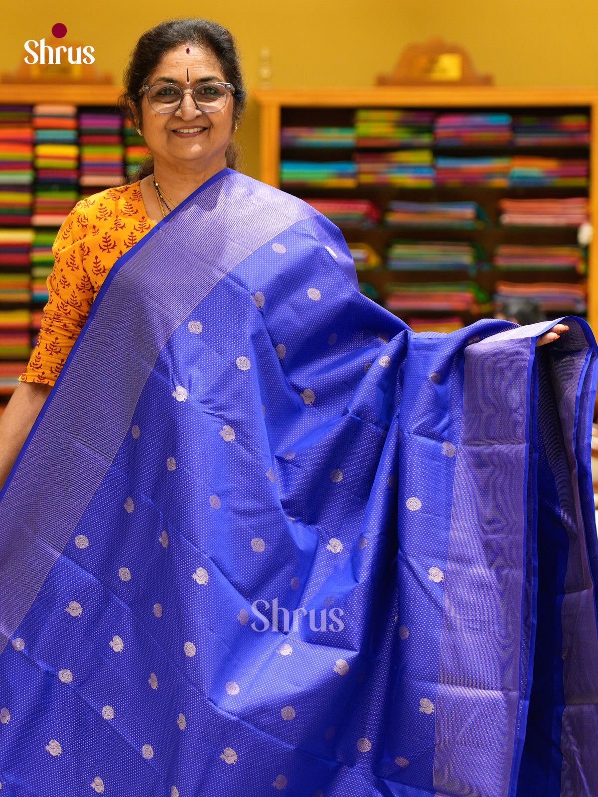 Kanchipuram silk Saree - EES27087 - Shop on Shrus.com