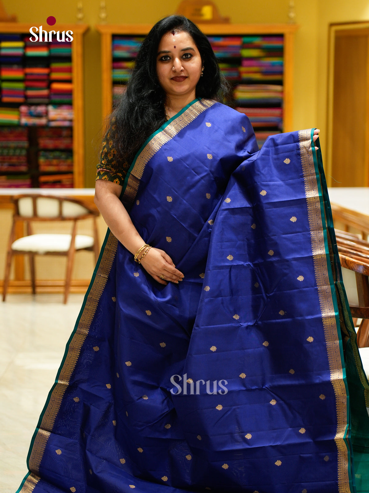 Kanchipuram silk Saree - EES27102