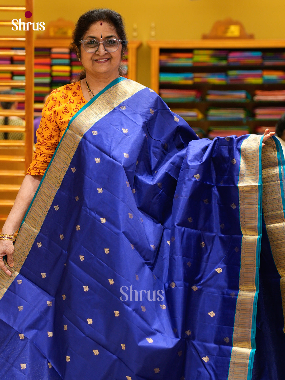 Kanchipuram silk Saree - EES27109 - Shop on Shrus.com
