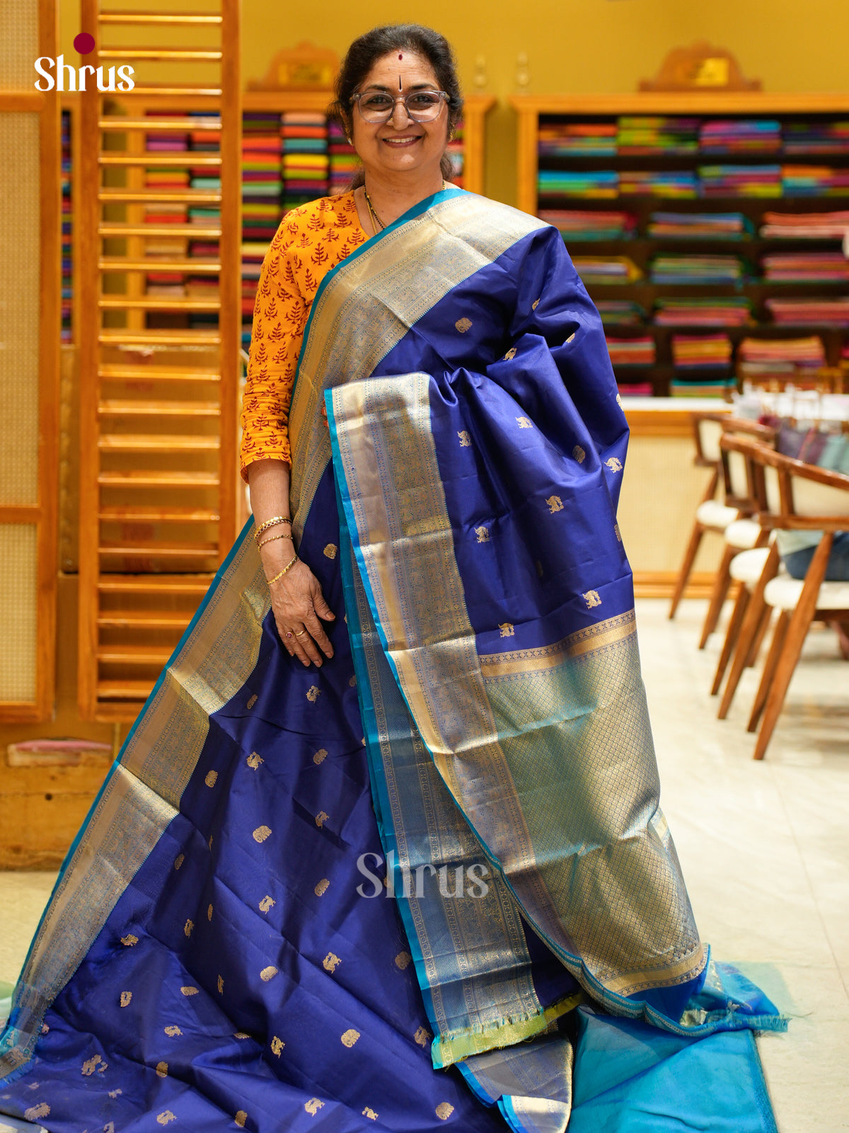 Kanchipuram silk Saree - EES27123 - Shop on Shrus.com