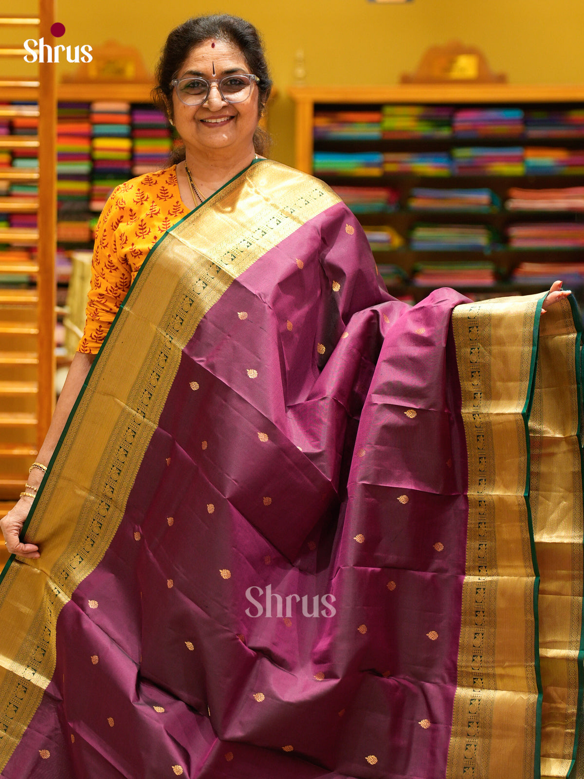 Kanchipuram silk Saree - EES27125 - Shop on Shrus.com