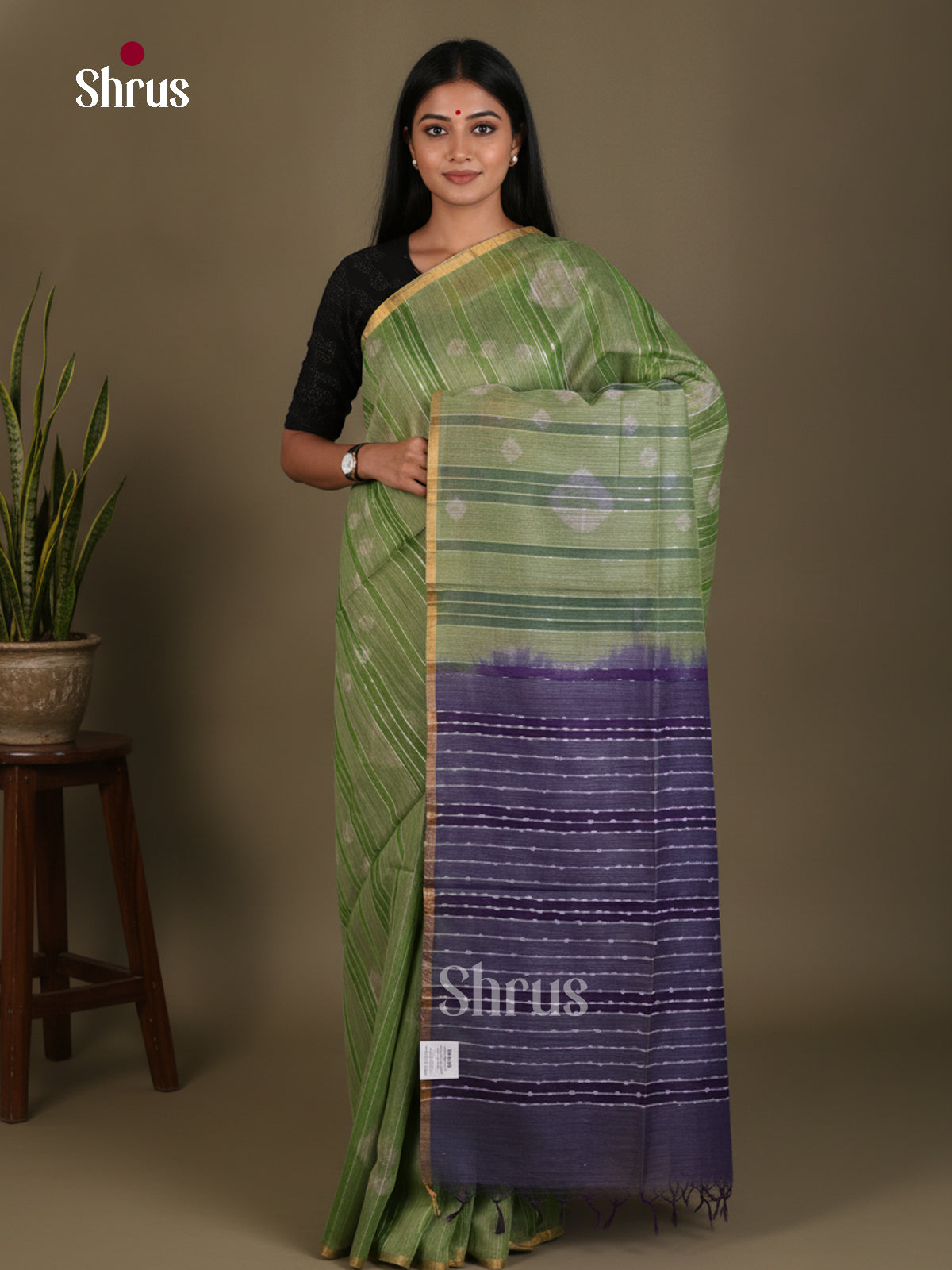 Shibori Saree - EES29043 - Shop on Shrus.com
