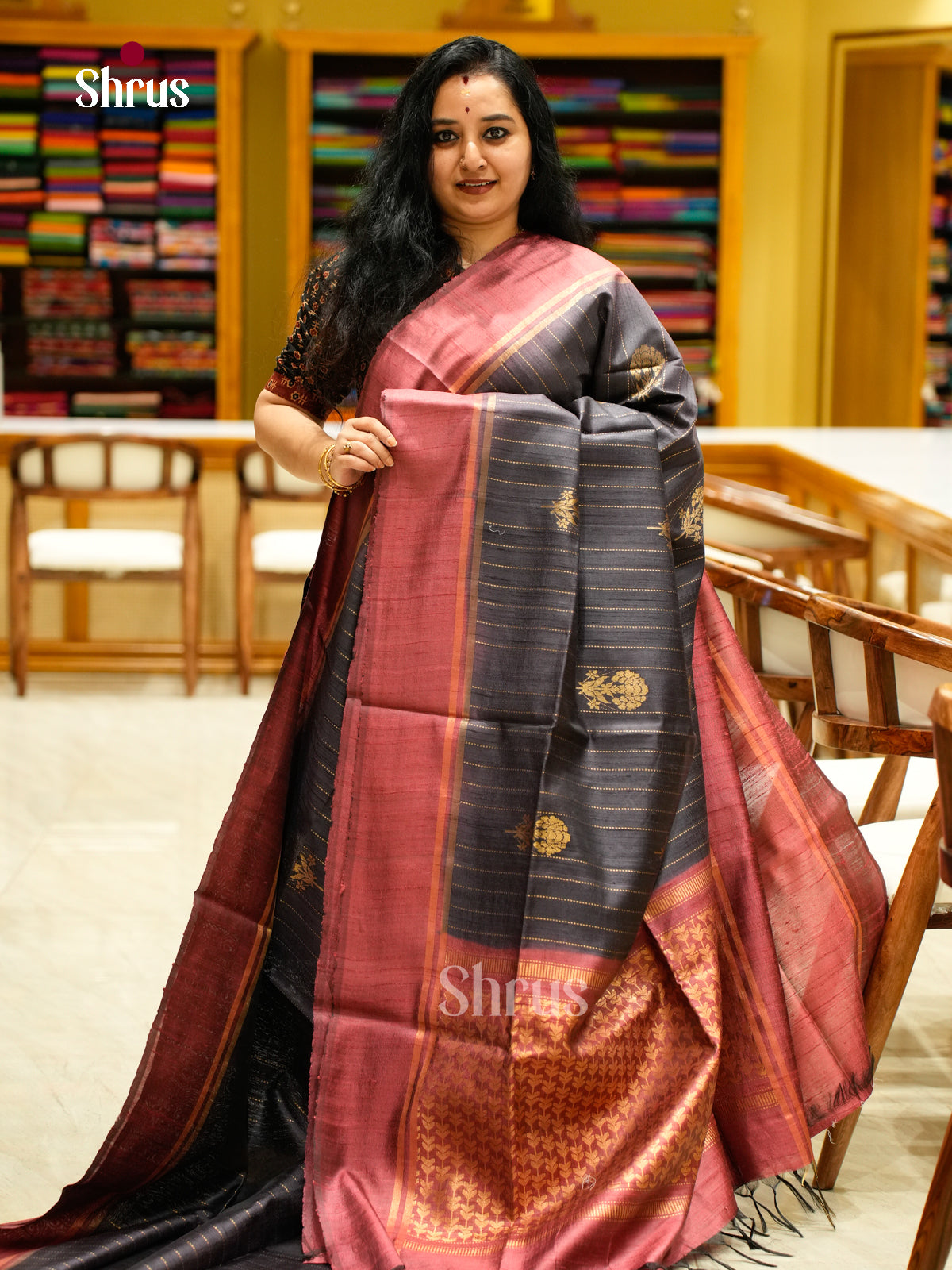 Raw Silk Saree - EFS01071