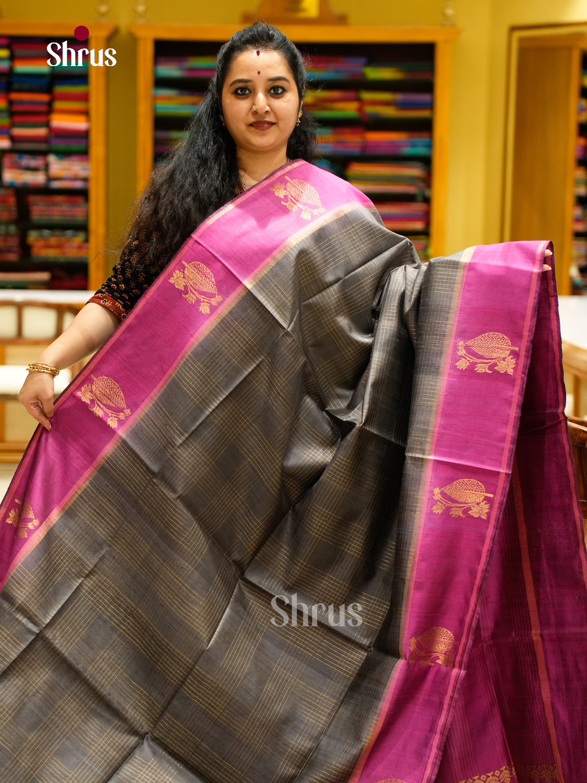 Raw Silk Saree - EFS01086