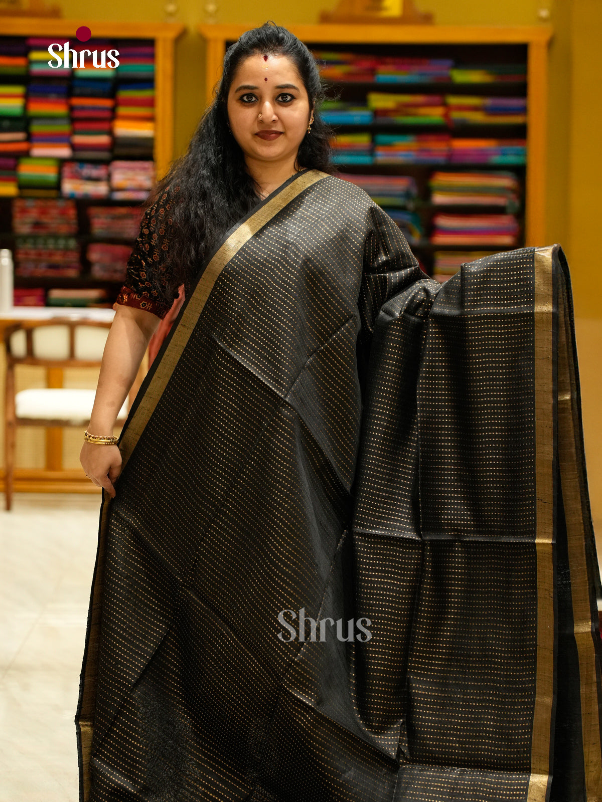Raw Silk Saree - EFS01097