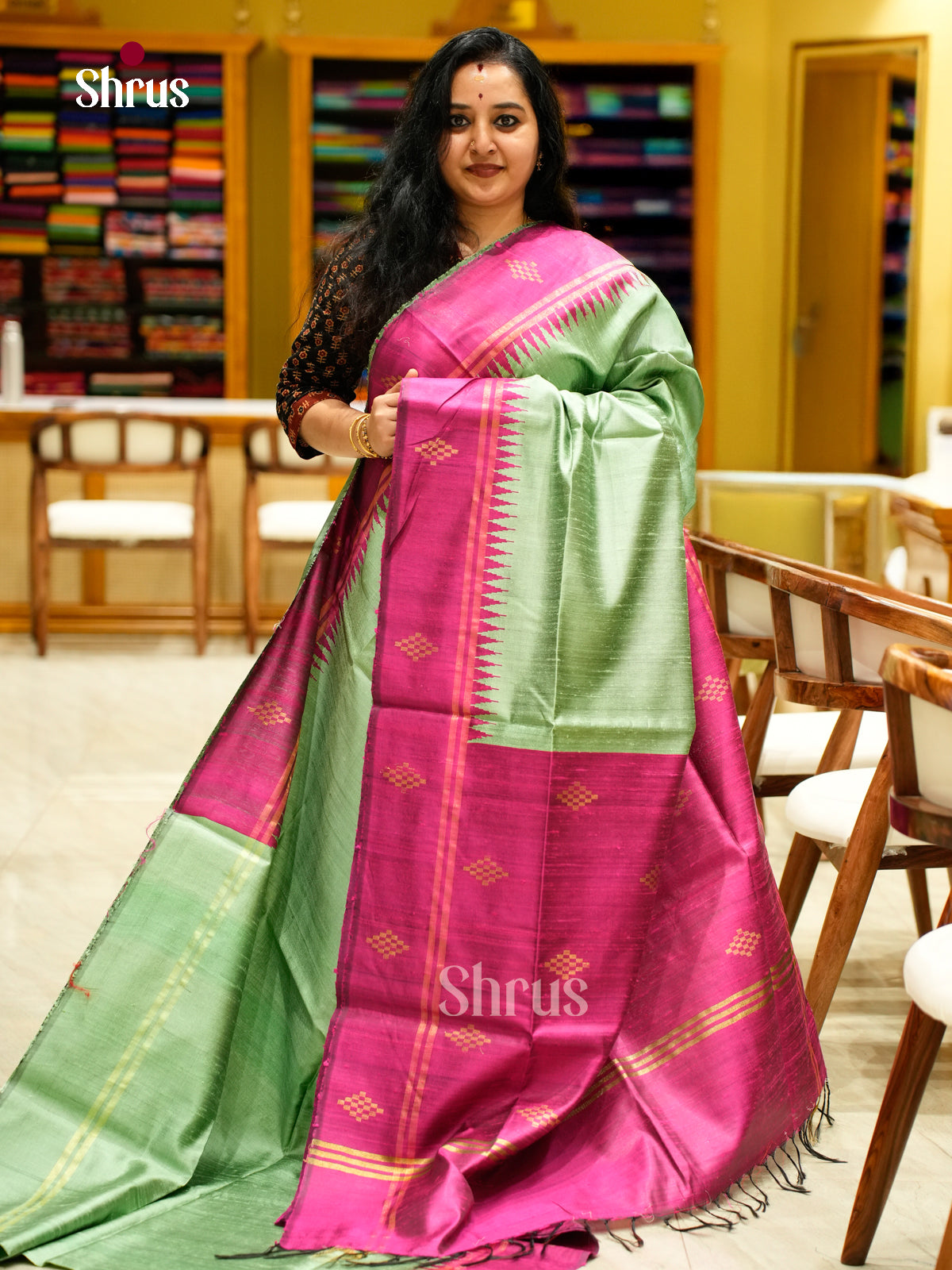 Raw Silk Saree - EFS01106