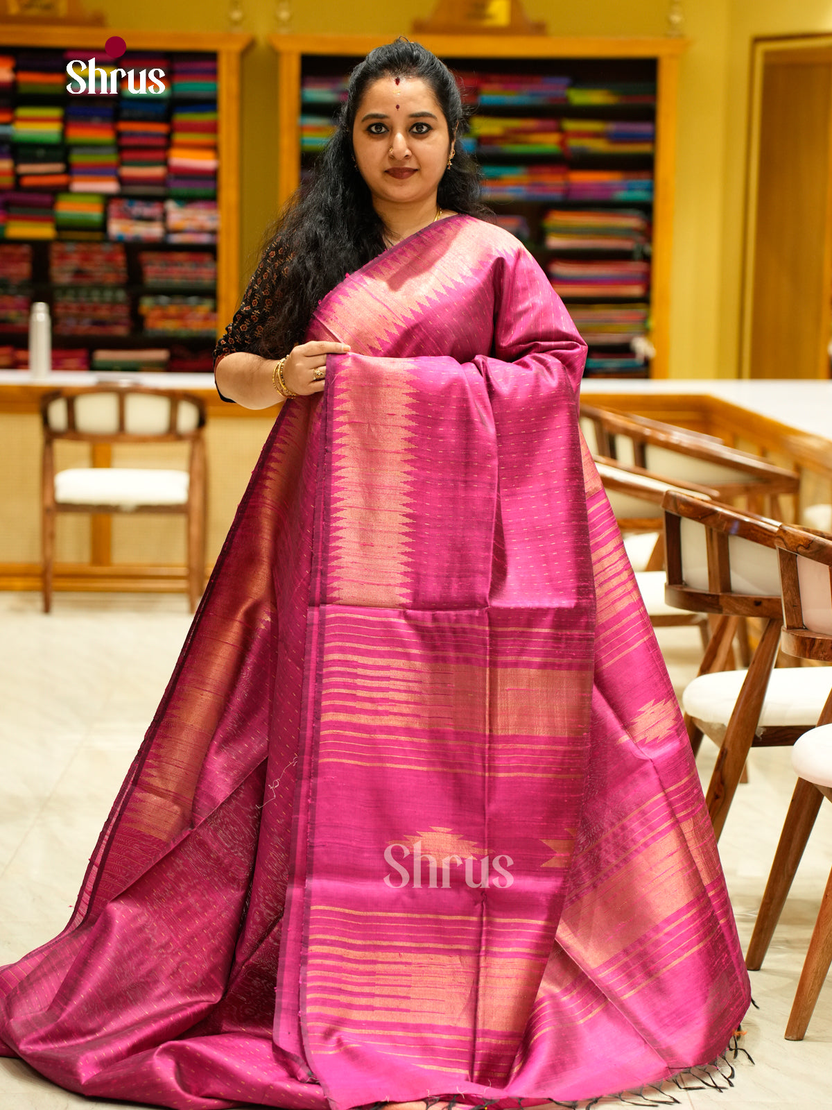Raw Silk Saree - EFS01192
