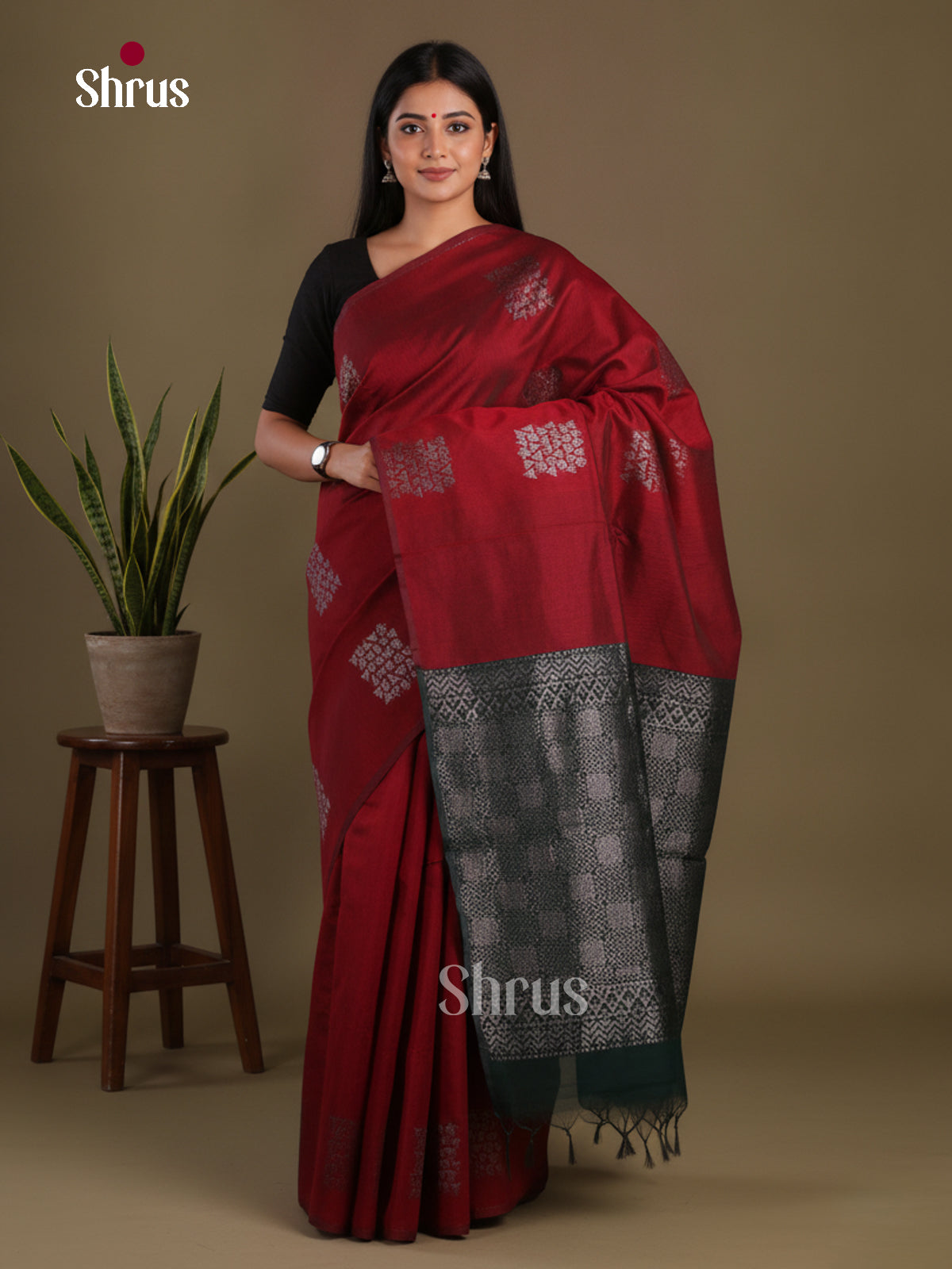 Semi Silkcotton Saree - EFS04550 - Shop on Shrus.com