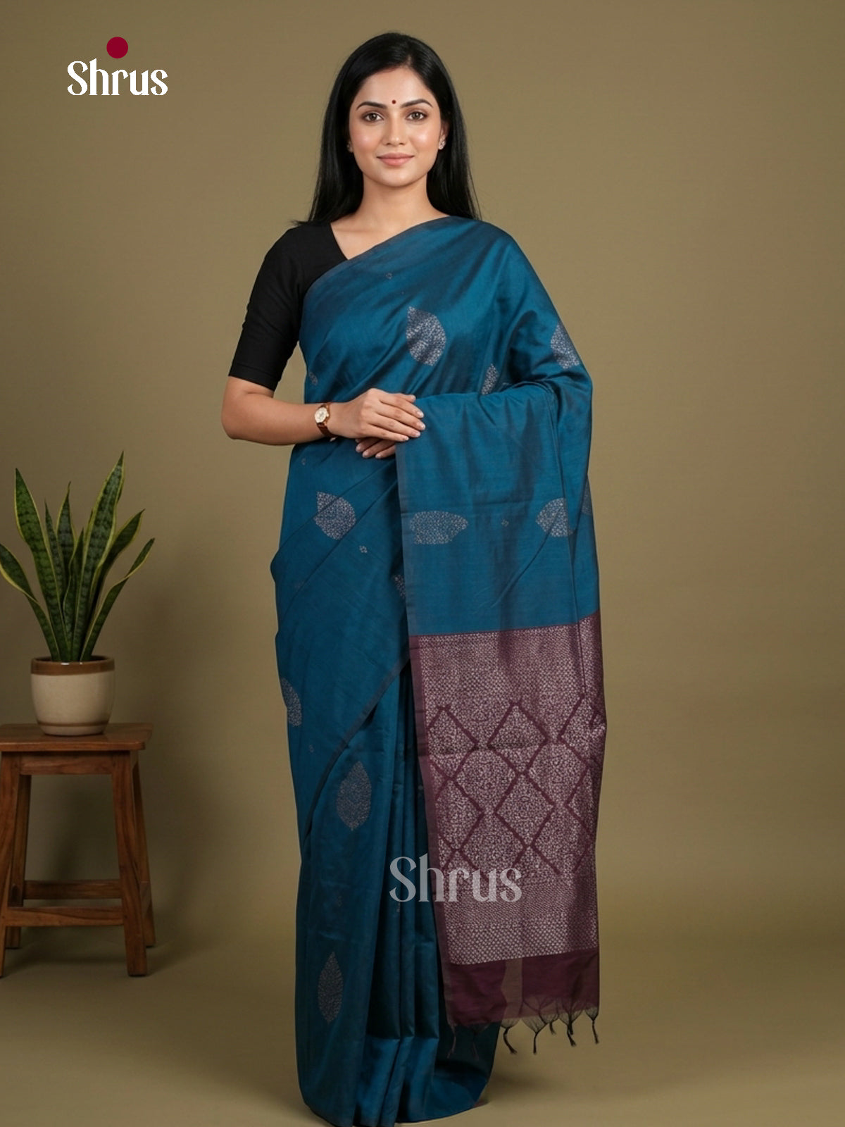 Semi Silkcotton Saree - EFS04565 - Shop on Shrus.com