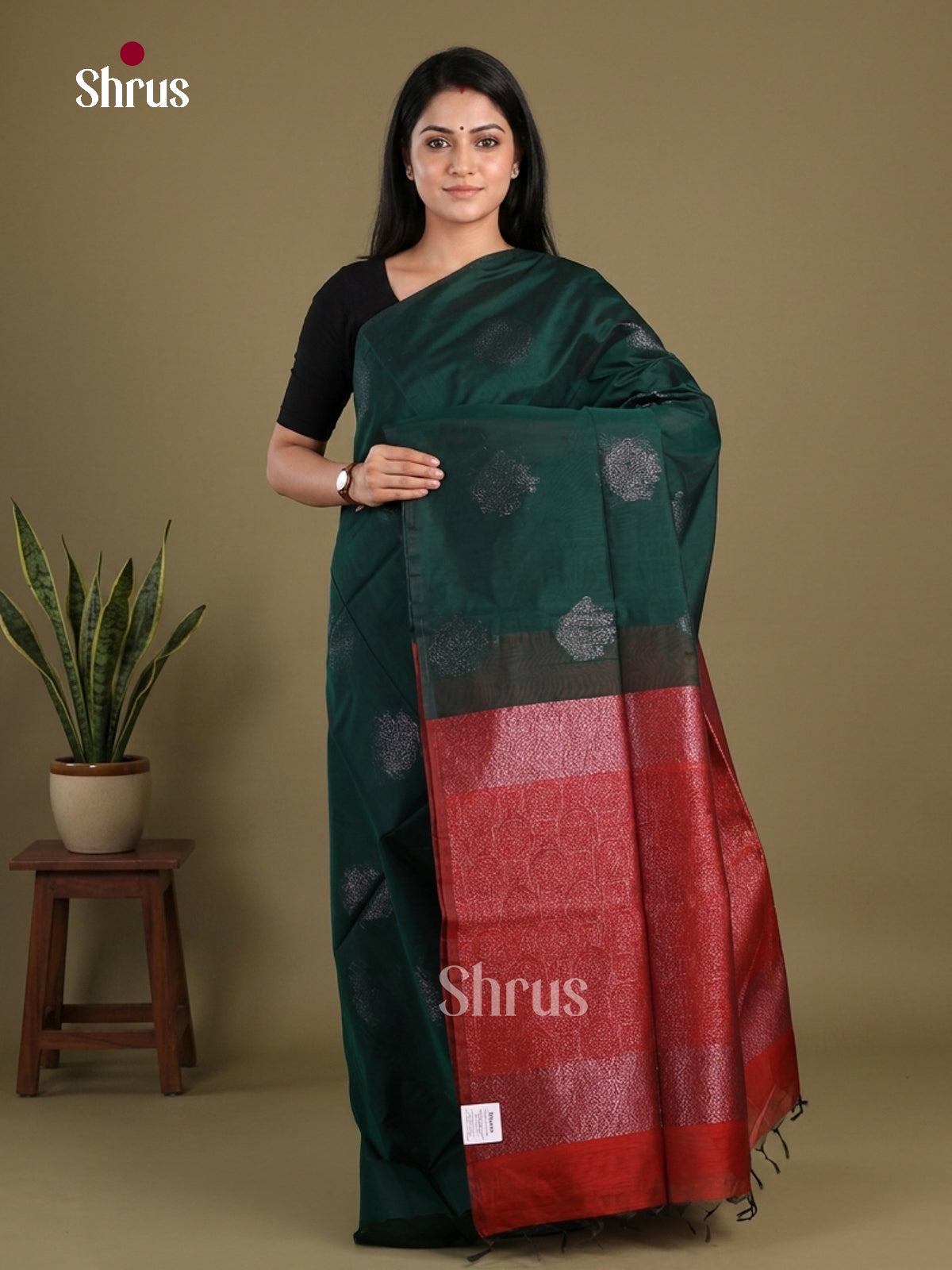Semi Silkcotton Saree - EFS04588 - Shop on Shrus.com