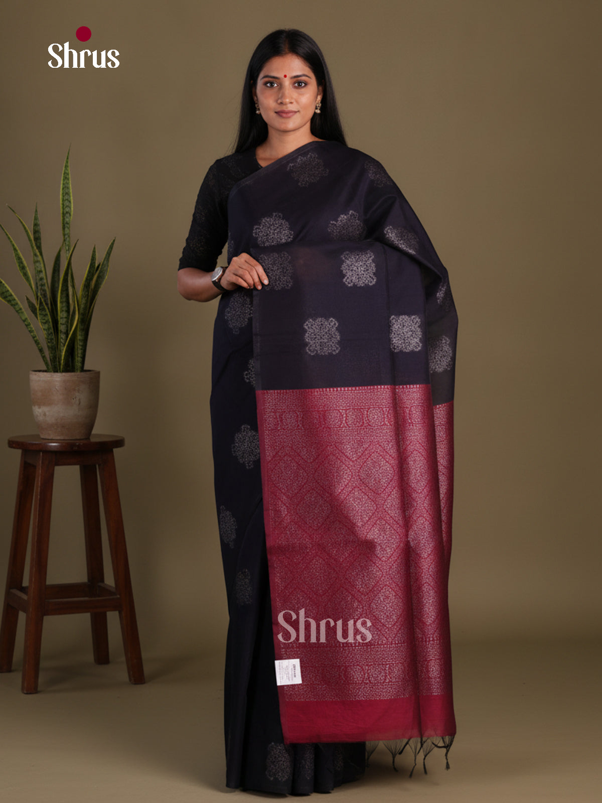 Semi Silkcotton Saree - EFS04606 - Shop on Shrus.com