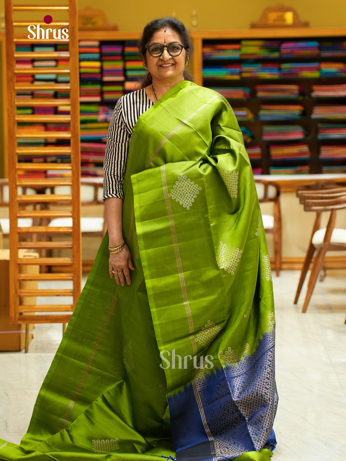 Soft Silk Saree - EFS08055 - Shop on Shrus.com