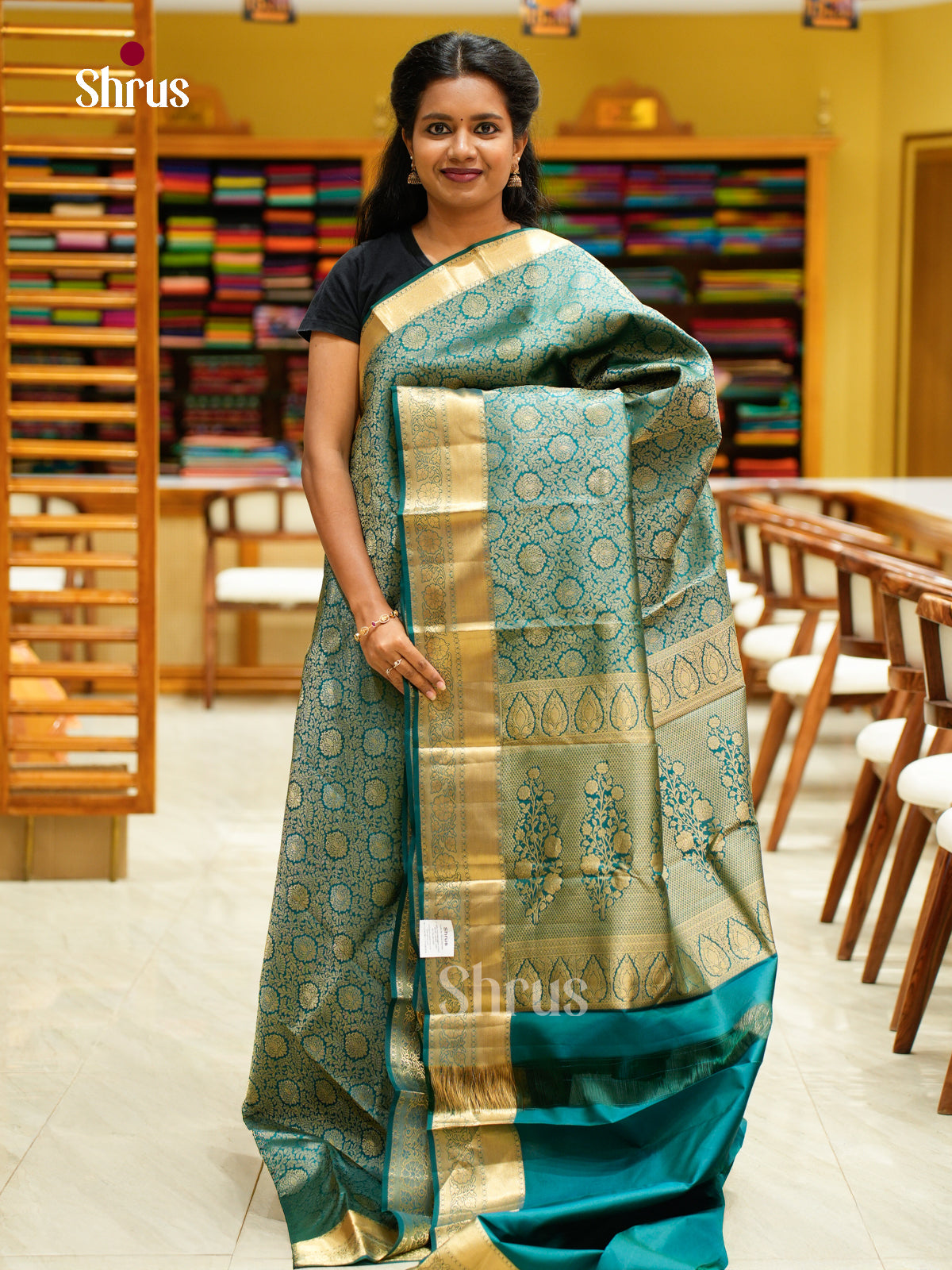 Kanchipuram silk Saree - EFS12203