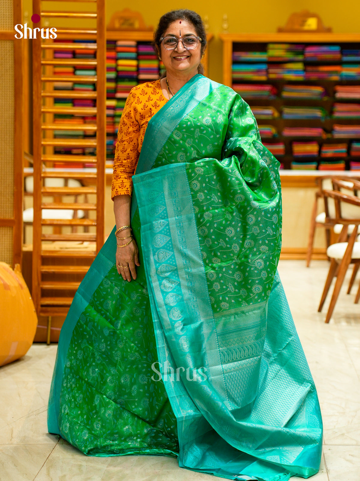 Kanchipuram silk Saree - EFS12267 - Shop on Shrus.com