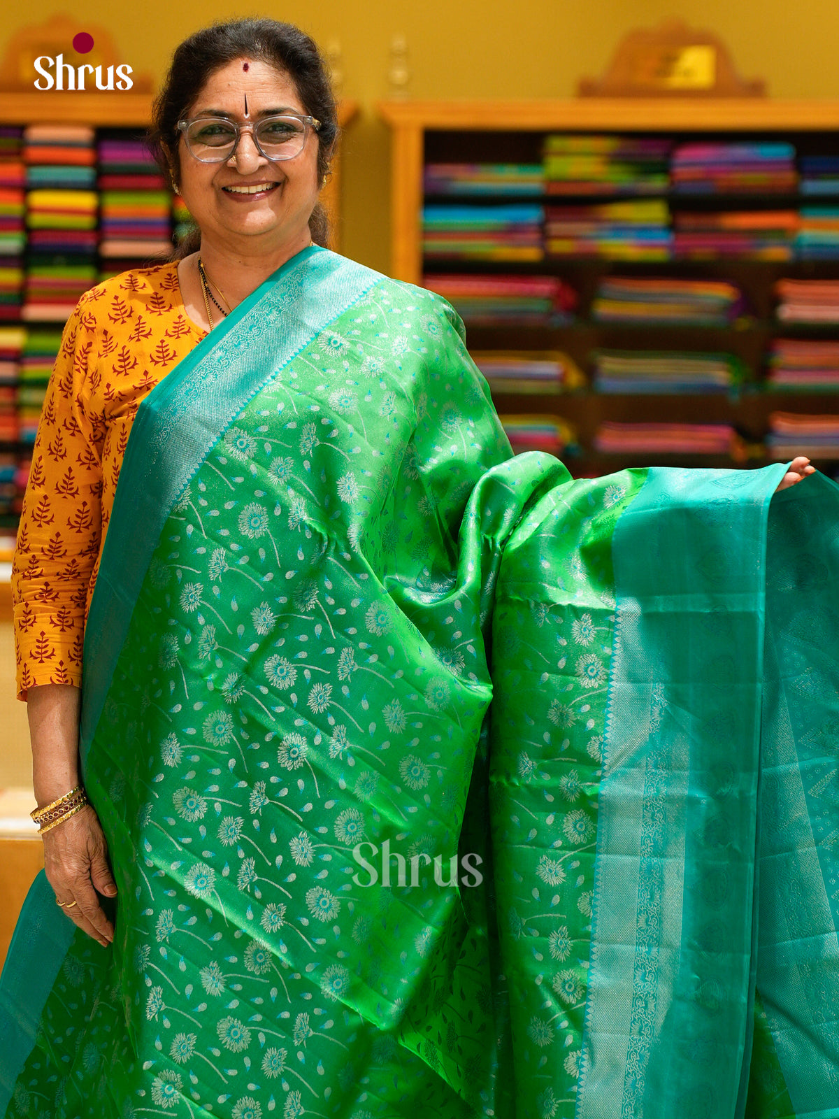 Kanchipuram silk Saree - EFS12267 - Shop on Shrus.com