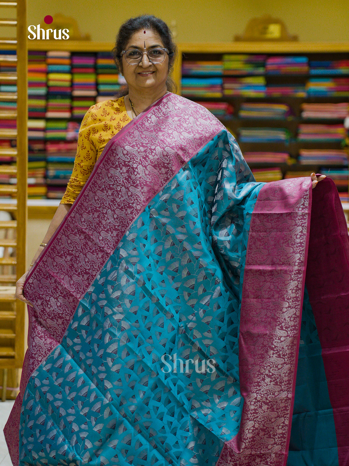 Kanchipuram silk Saree - EFS12274 - Shop on Shrus.com